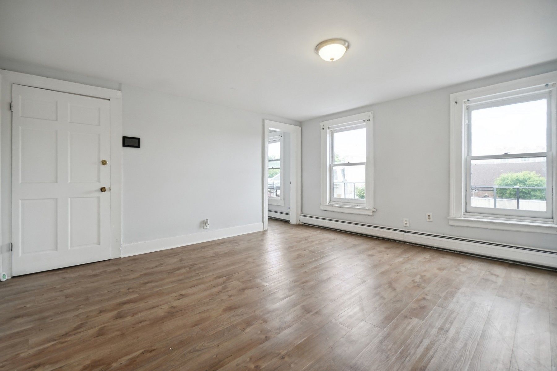 99 Monticello Ave Unit# 3
