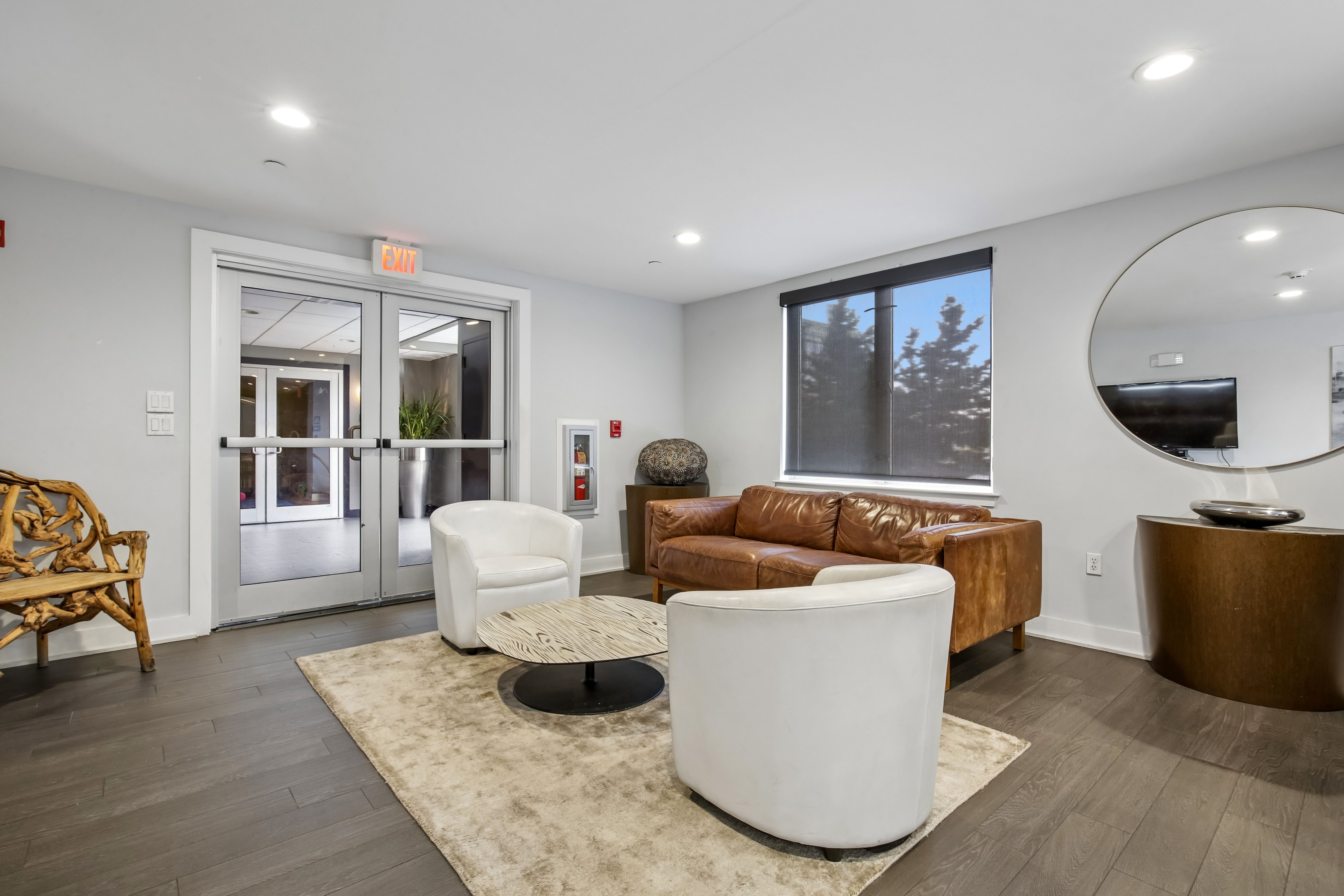 3312 Hudson Ave  #4F 