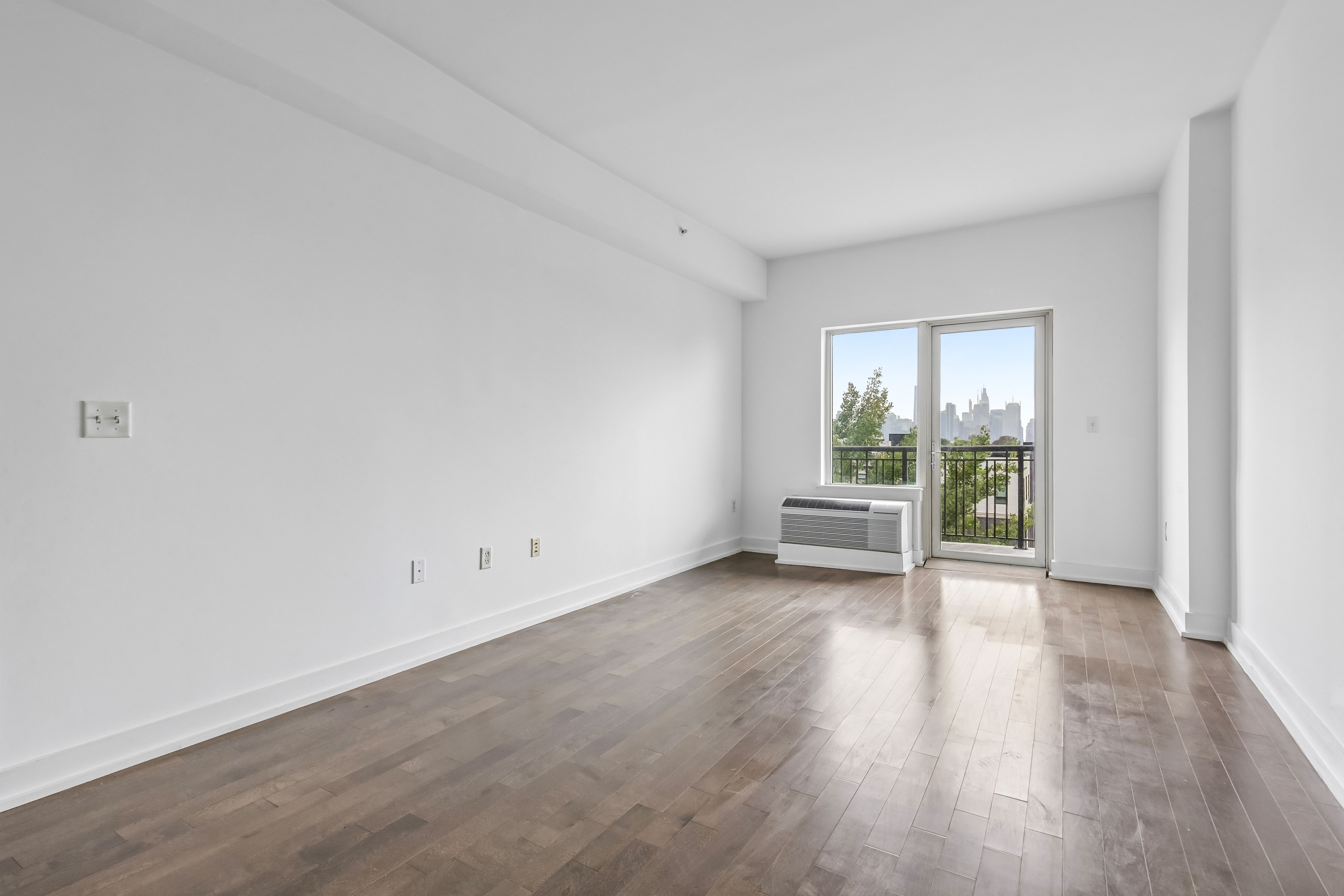 3312 Hudson Ave  #4F 