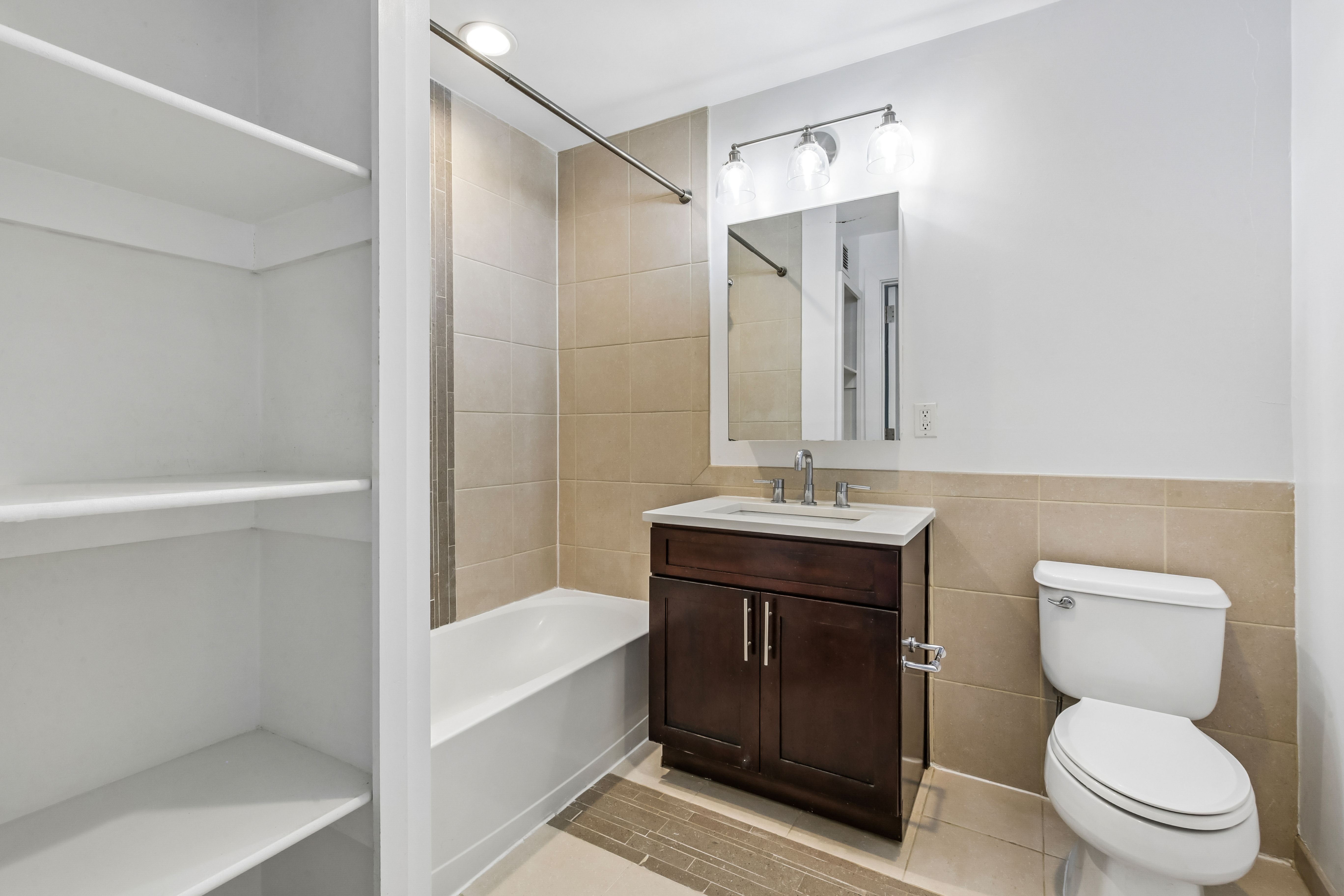 3312 Hudson Ave  #4F 