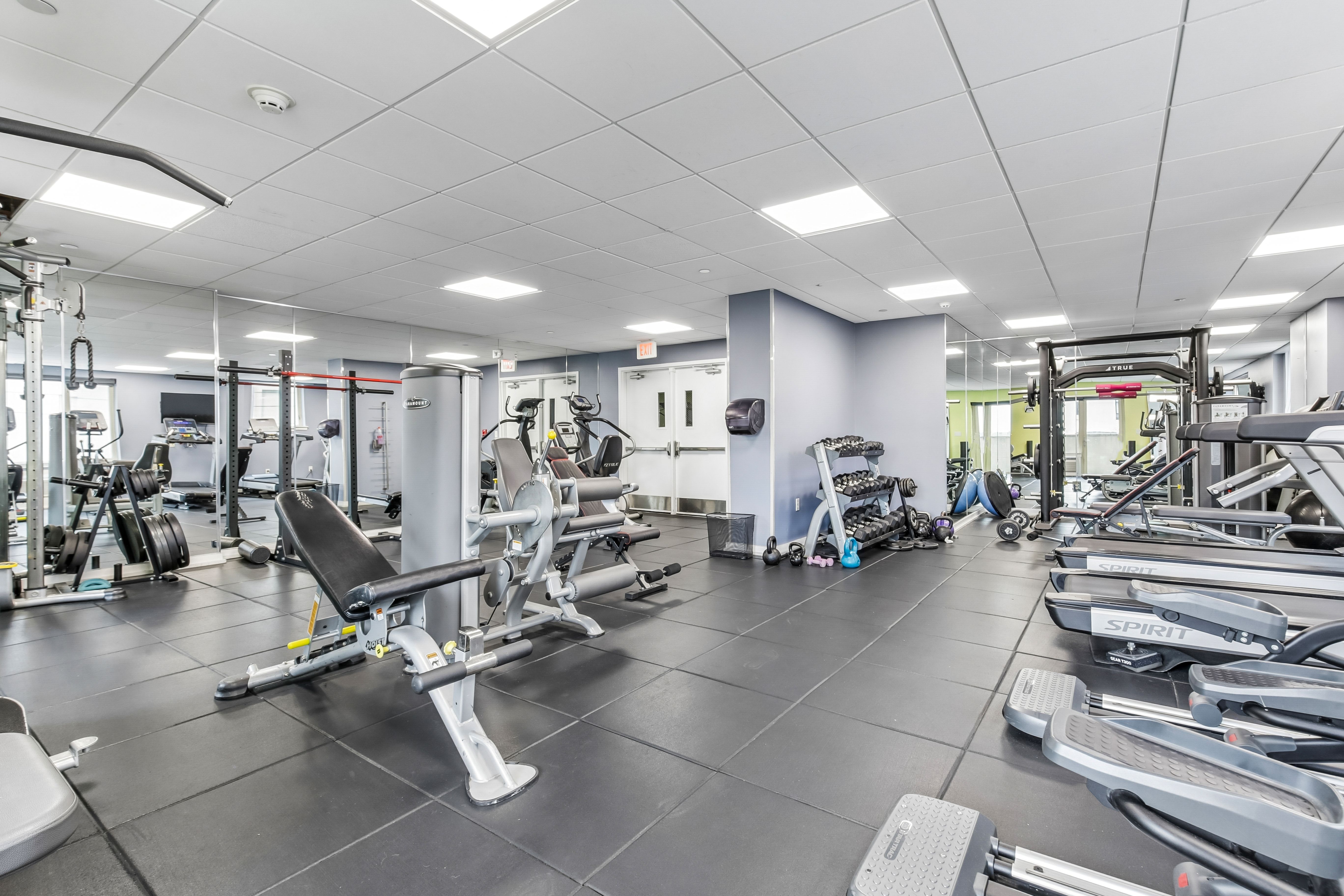 3312 Hudson Ave  #4F 