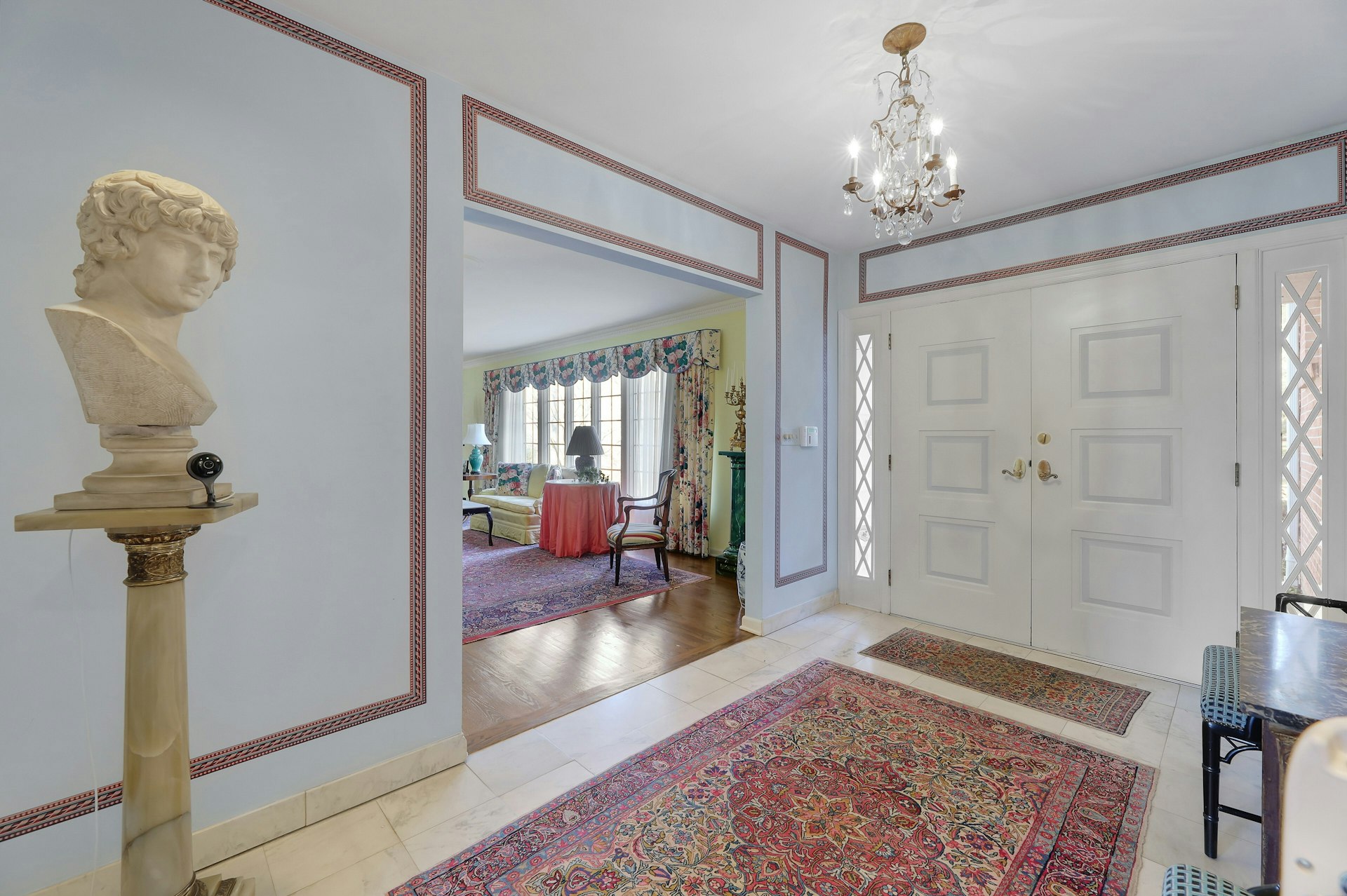 32 Litchfield Way