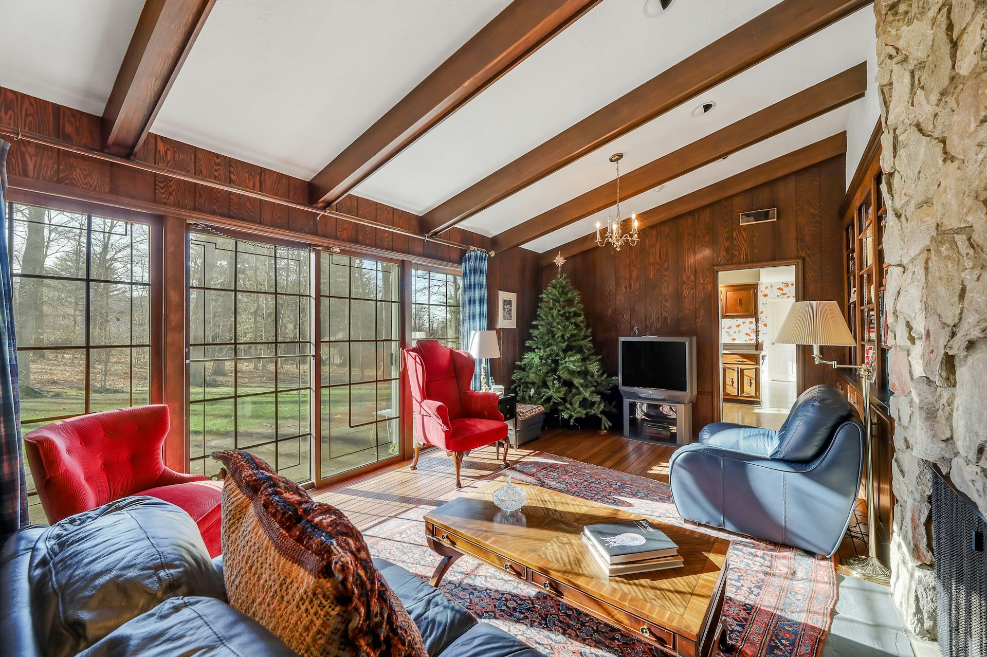 32 Litchfield Way