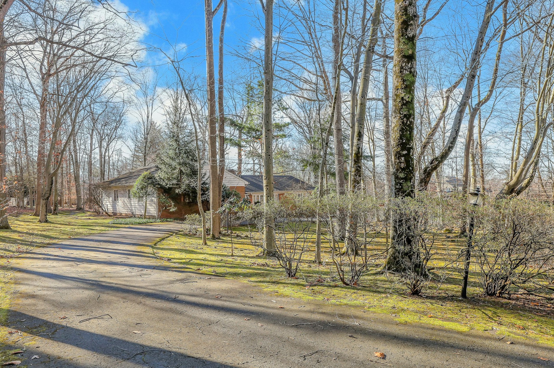 32 Litchfield Way