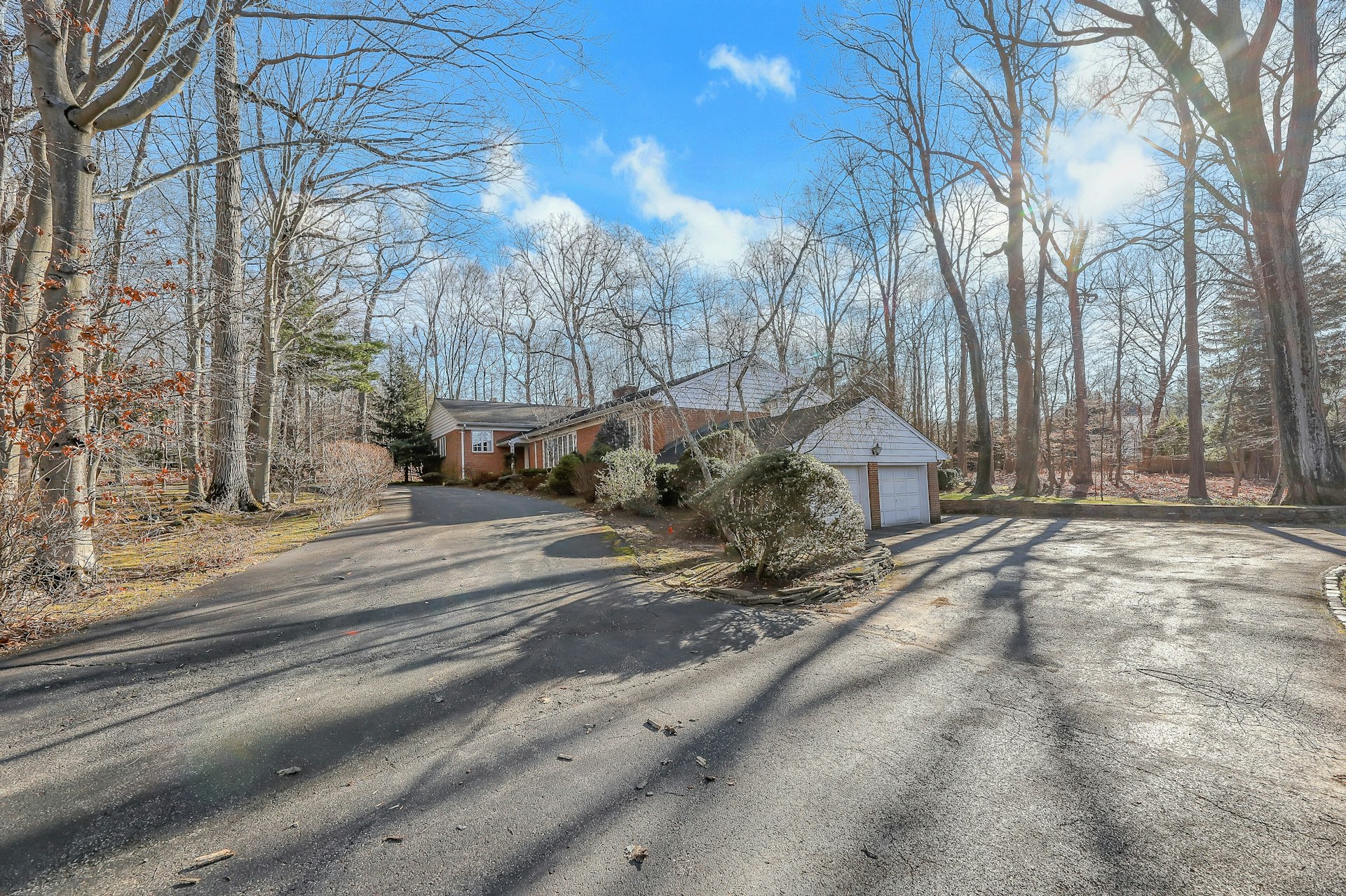 32 Litchfield Way