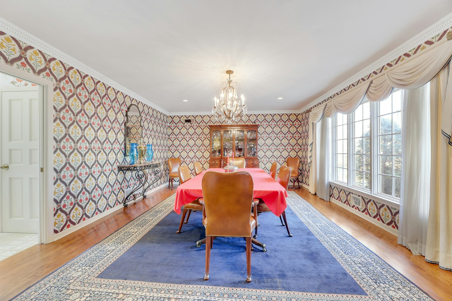 32 Litchfield Way