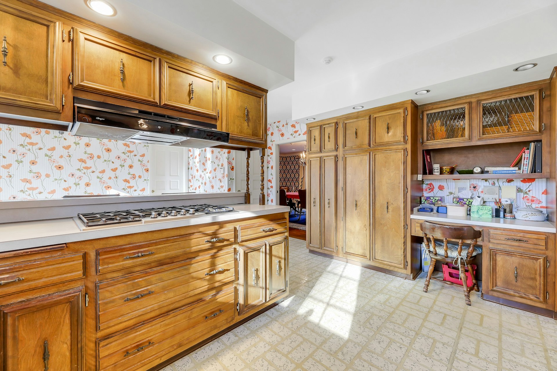 32 Litchfield Way