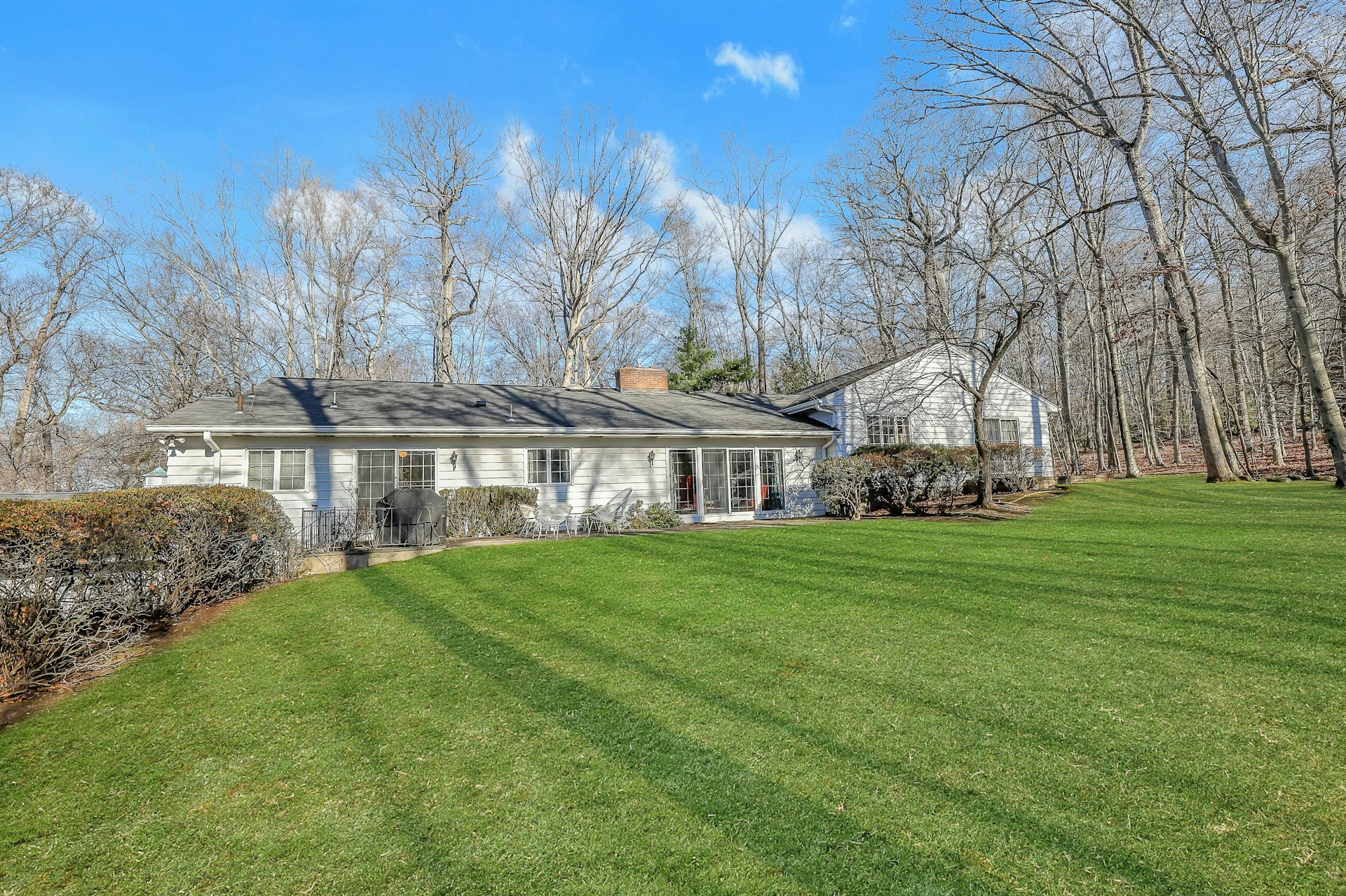 32 Litchfield Way
