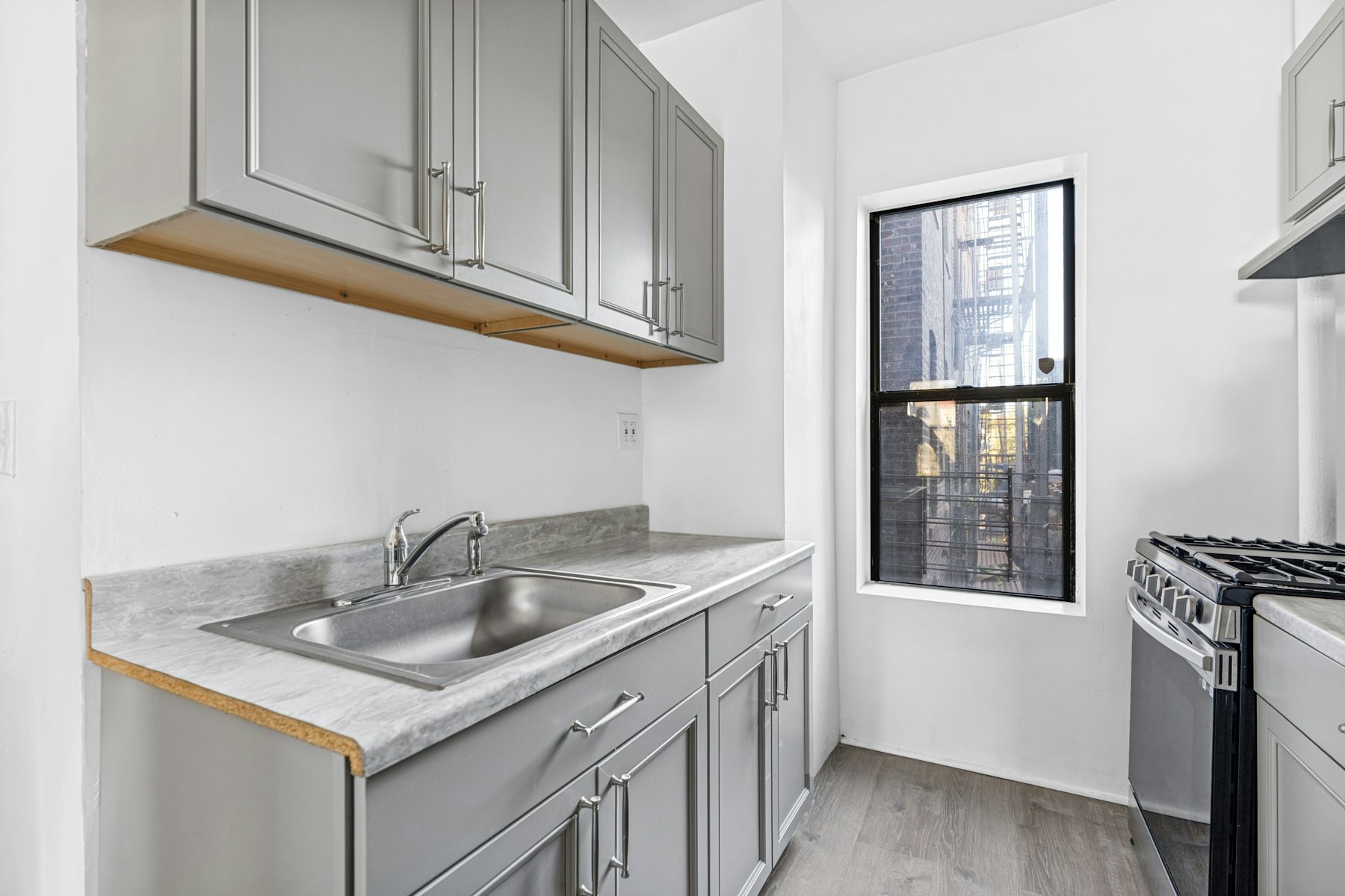 277 Harrison Ave Unit# B6