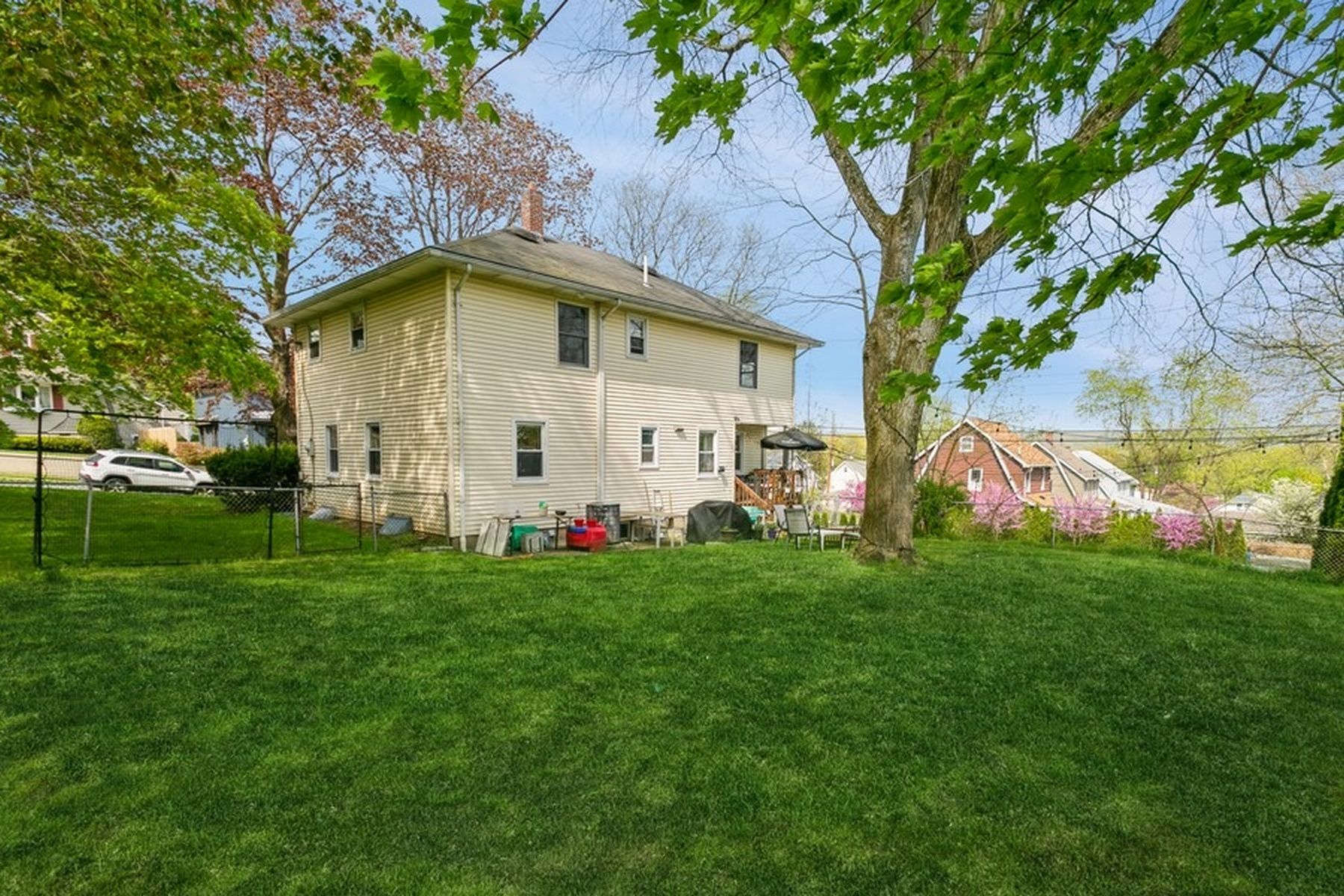 160 Magnolia