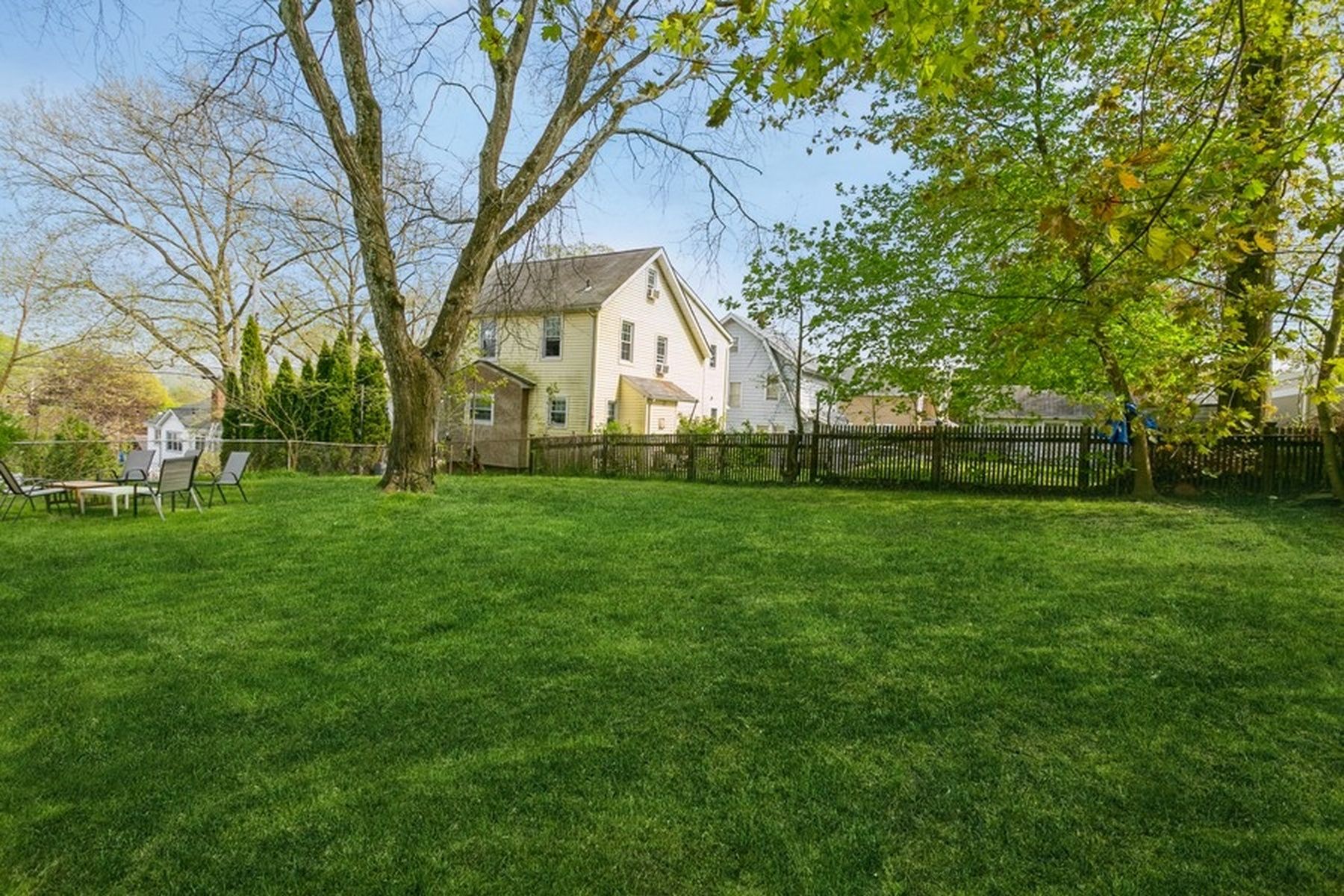 160 Magnolia