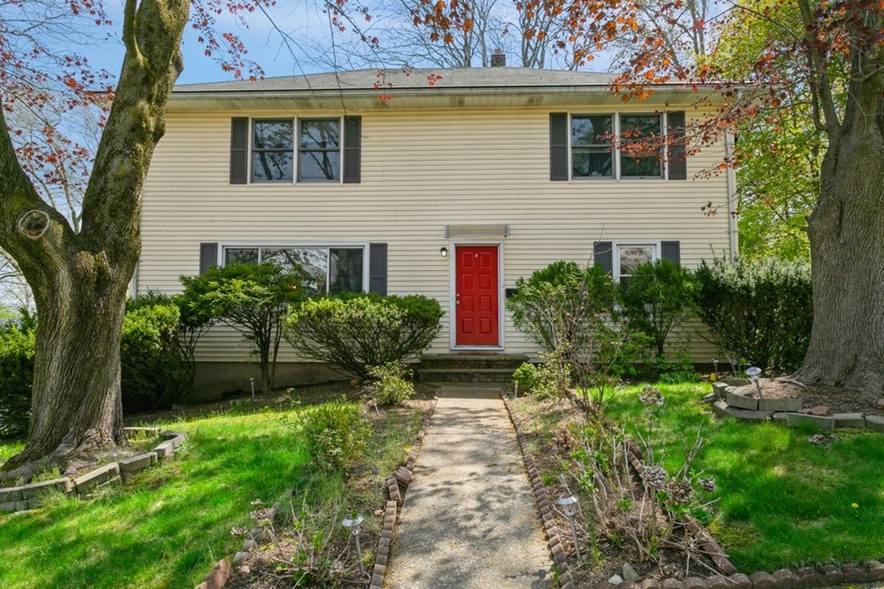 160 Magnolia