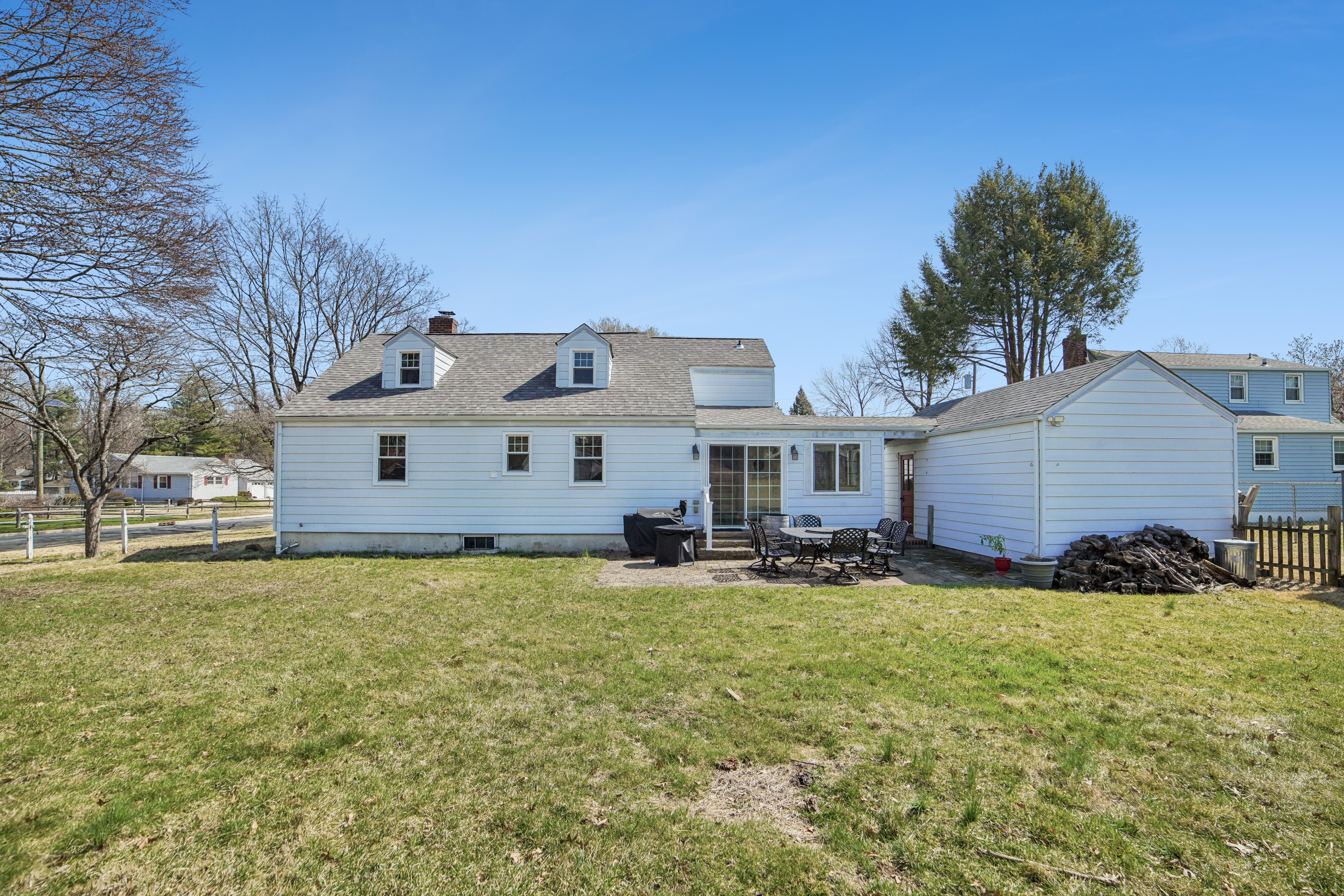 400 Valmere Avenue 