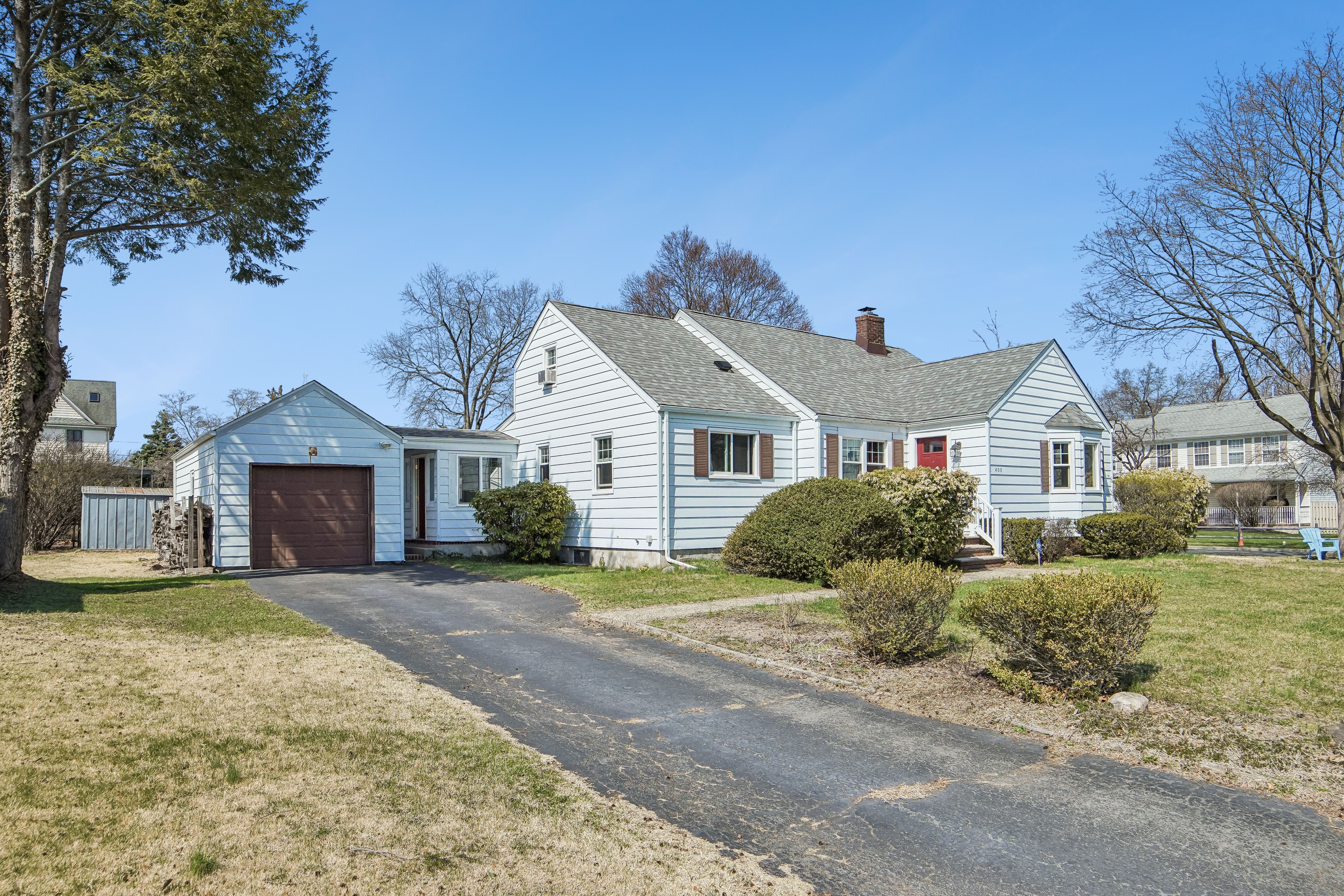 400 Valmere Avenue 