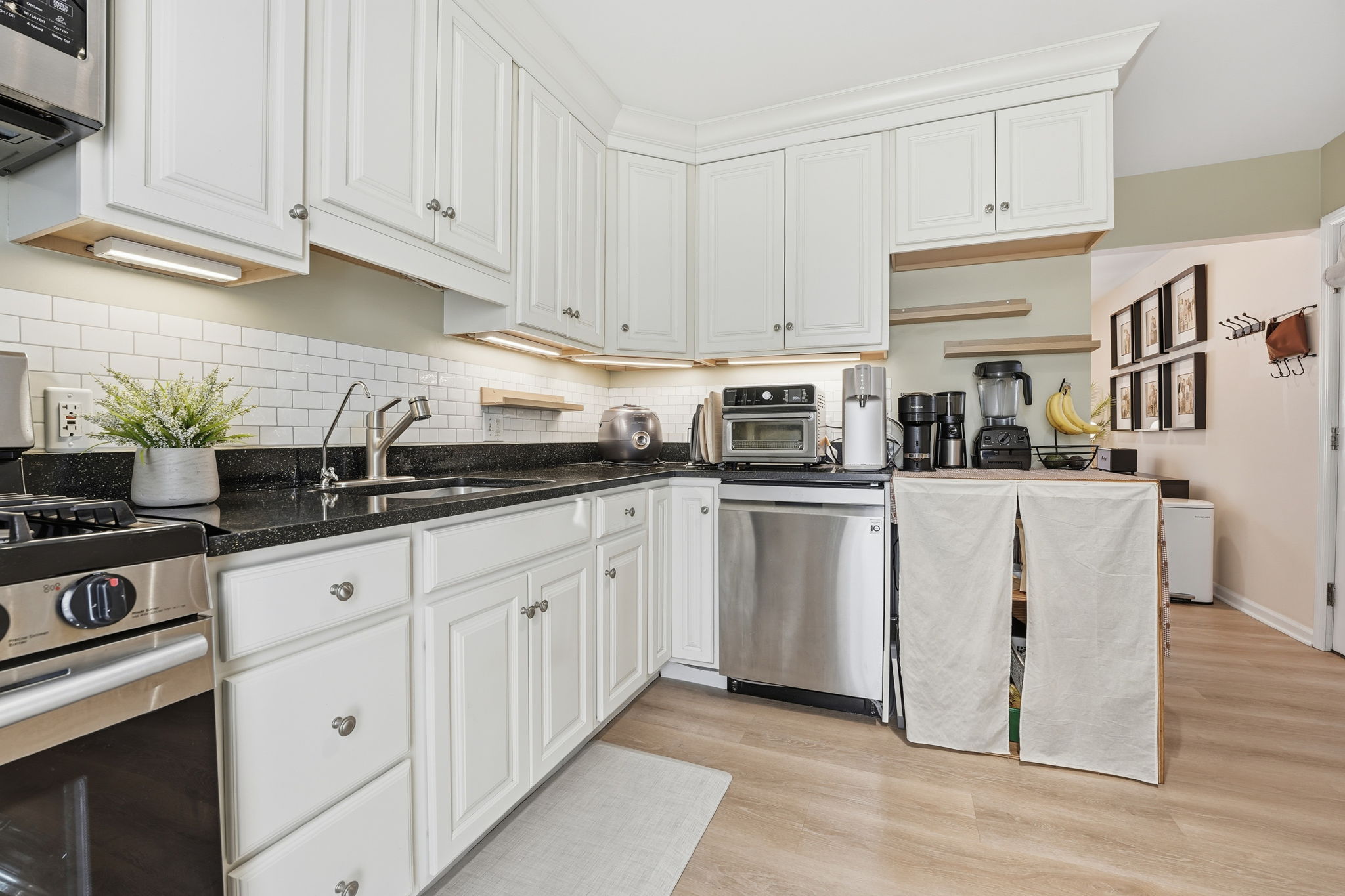 290 Wyckoff Avenue 