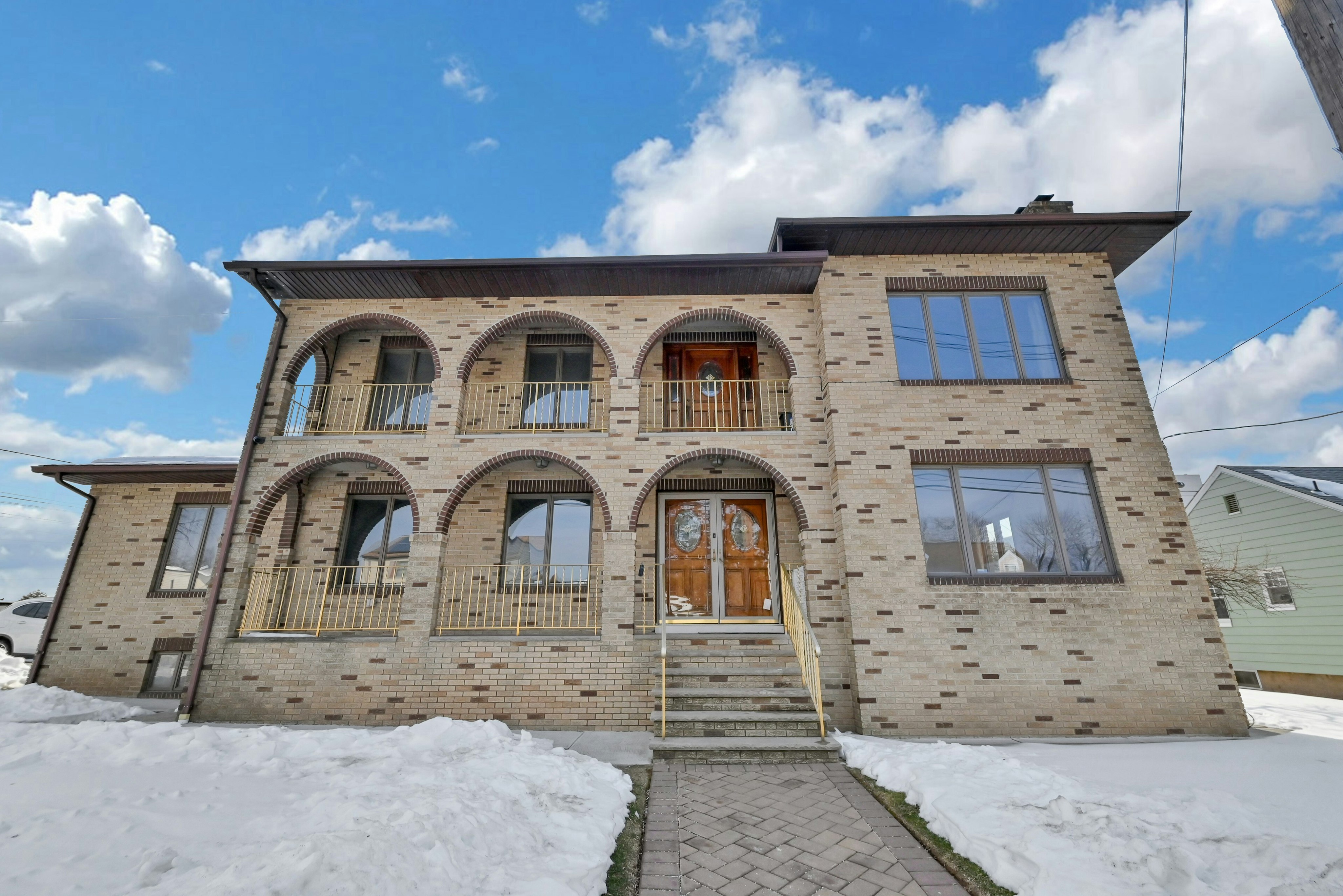 34 Locust Street 