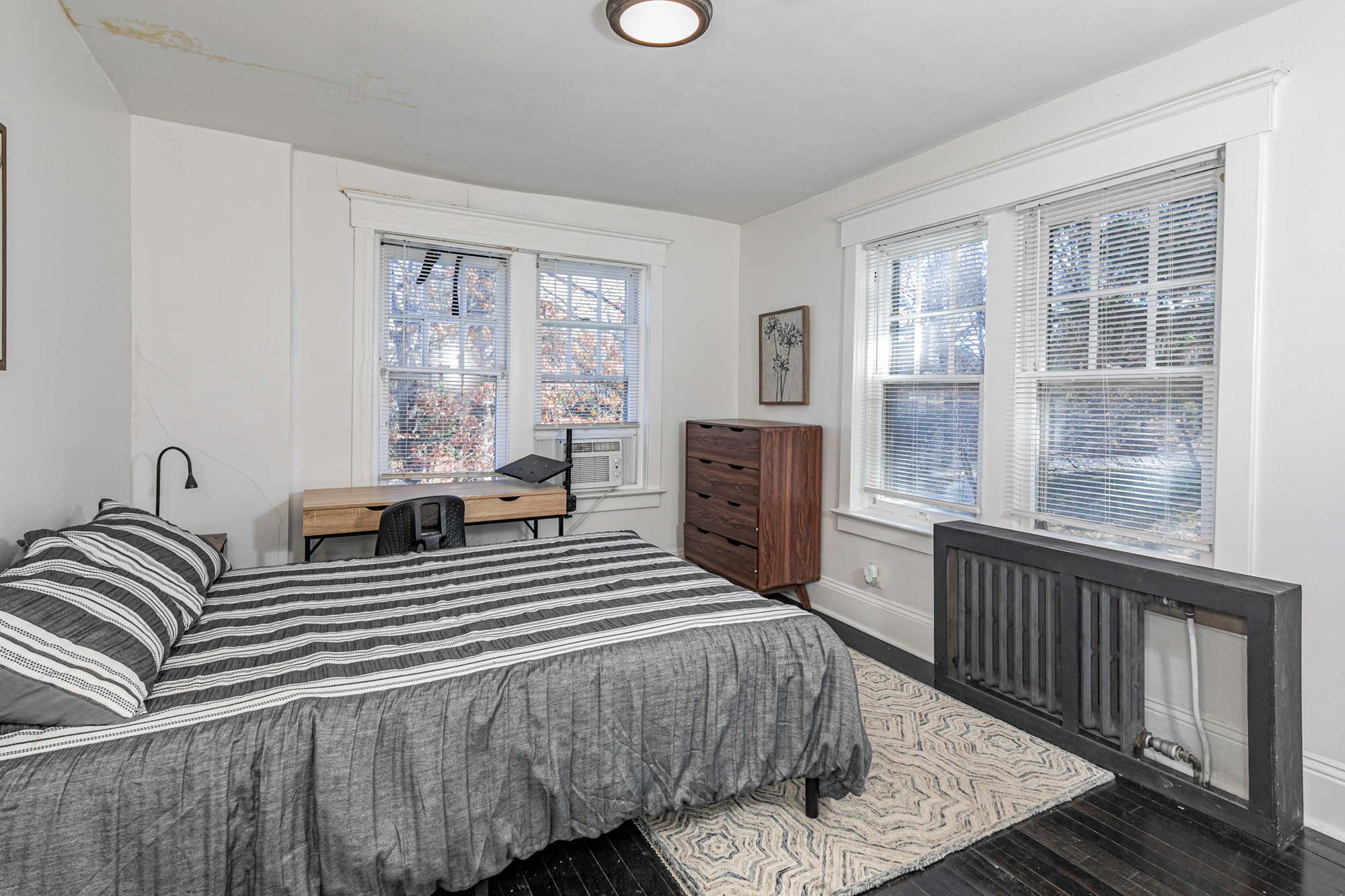 10 Whittier Avenue