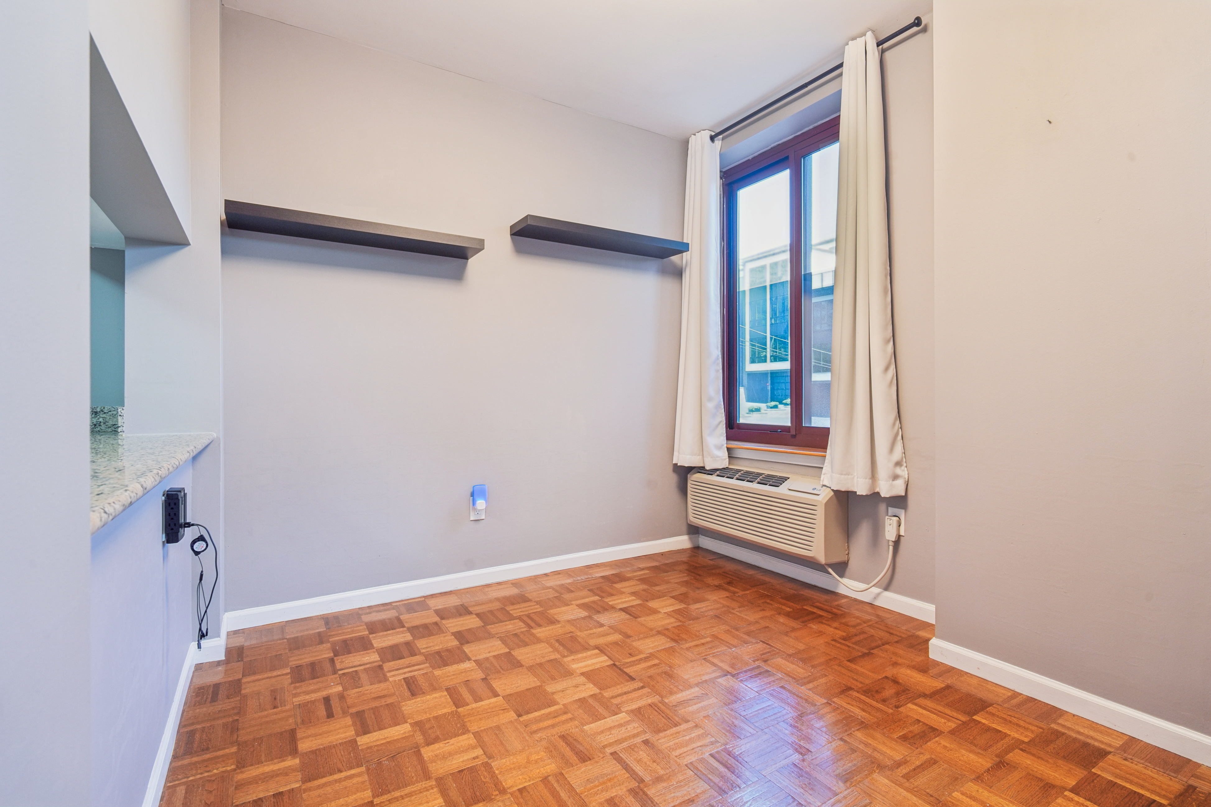 100 Old Palisade Road Unit# L7