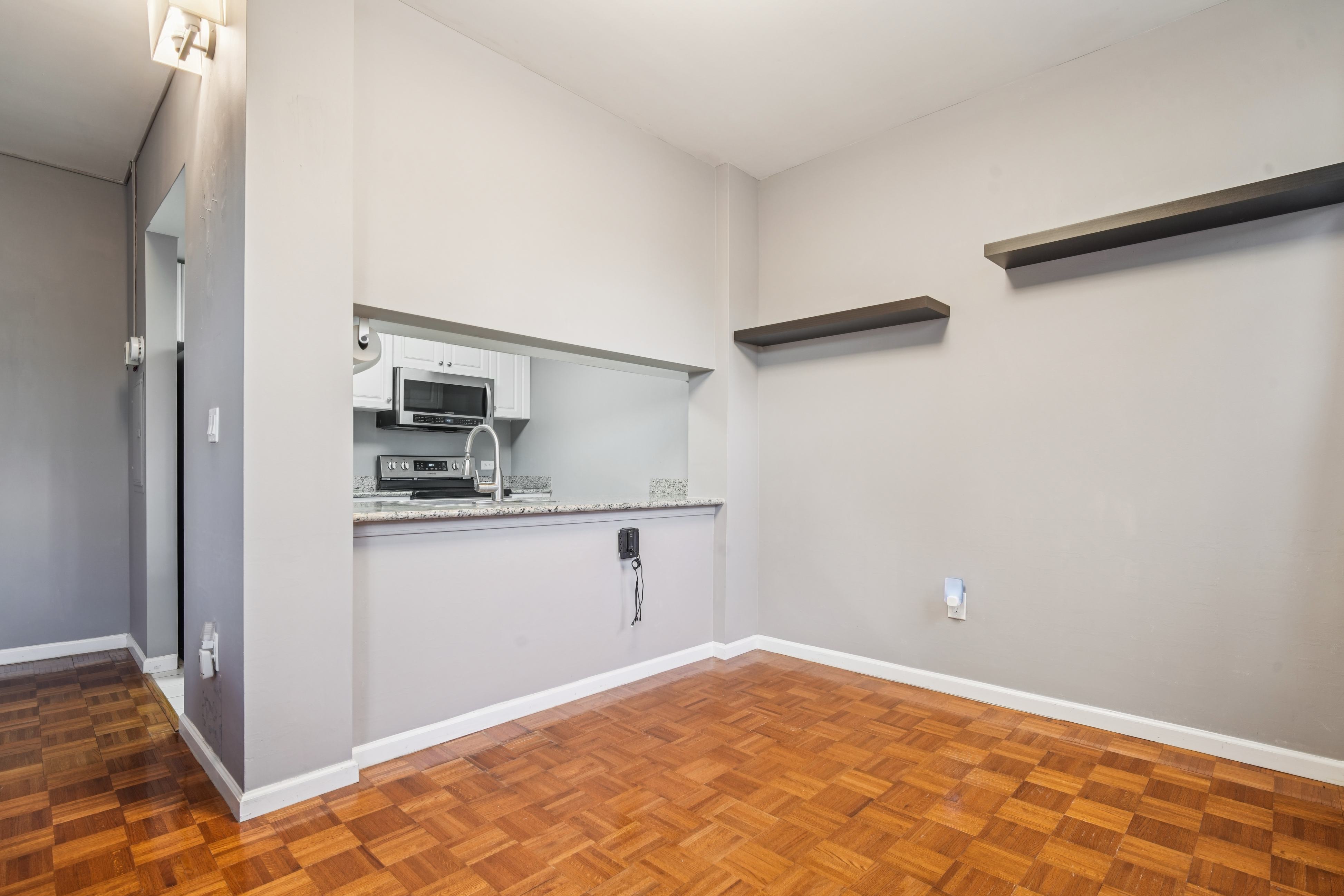 100 Old Palisade Road Unit# L7