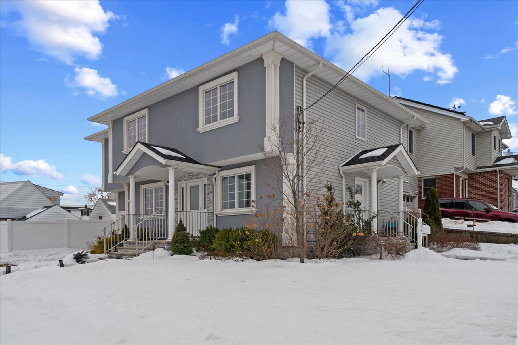 86 Hillman Drive 