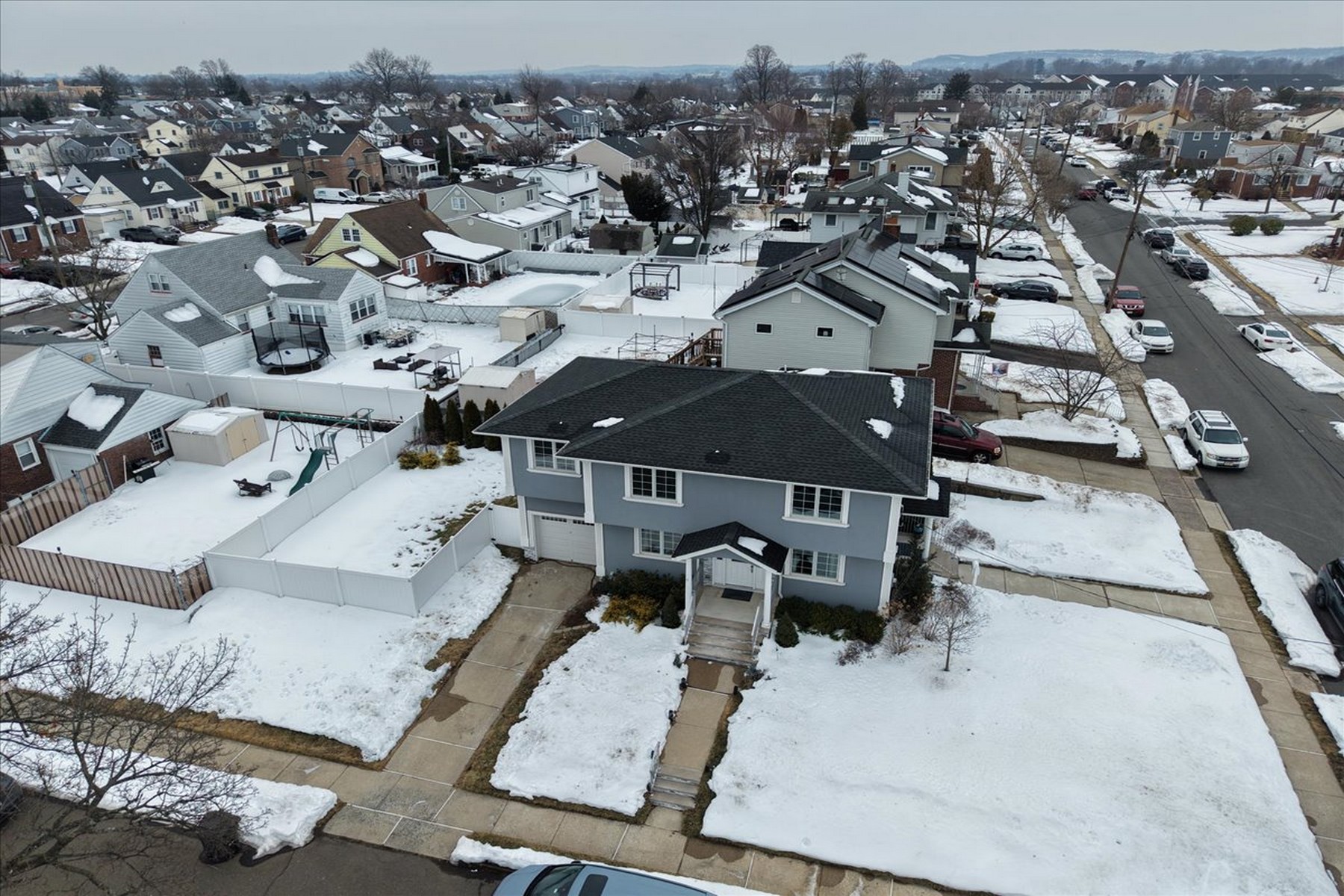 86 Hillman Drive 
