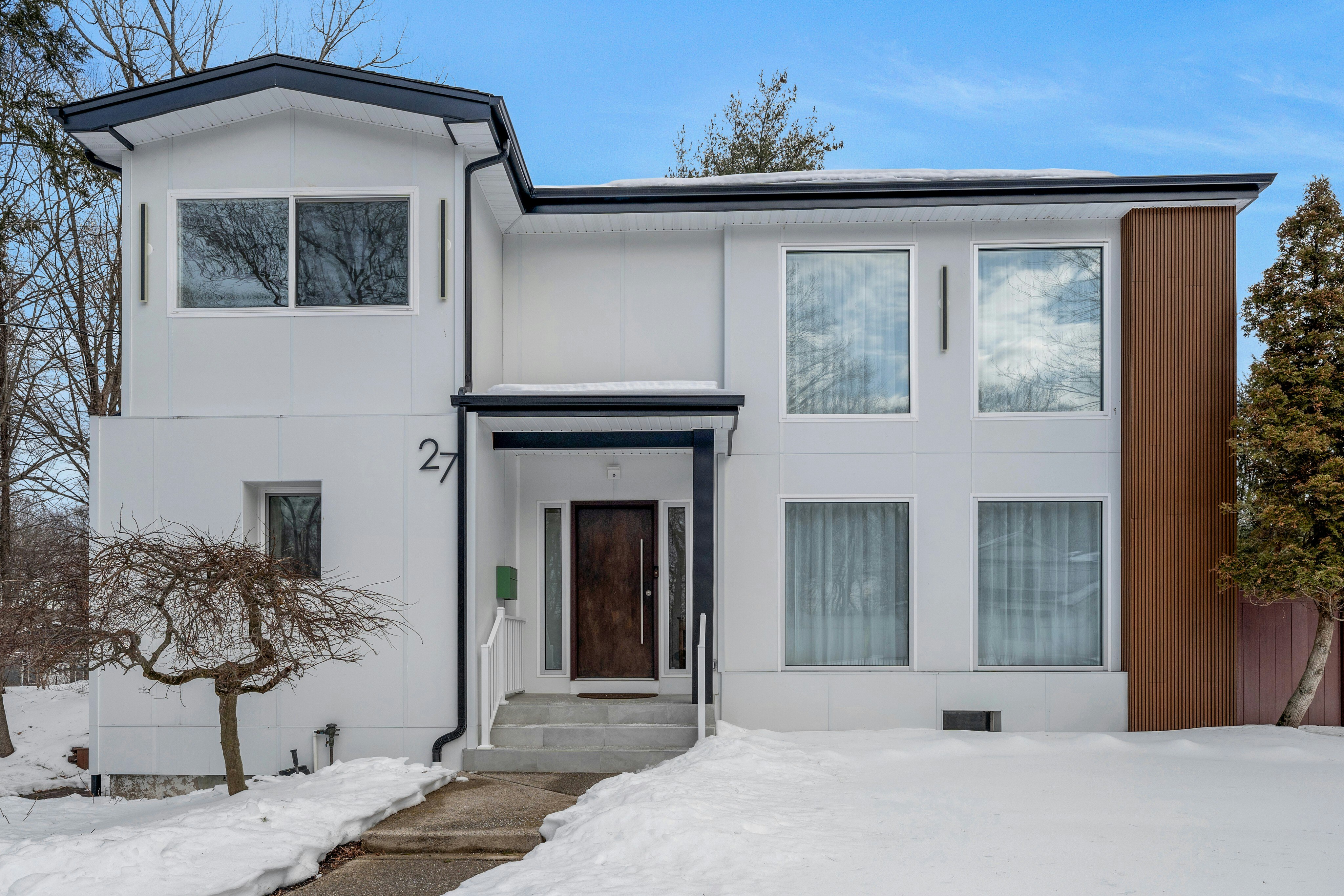 27 Knickerbocker Road 