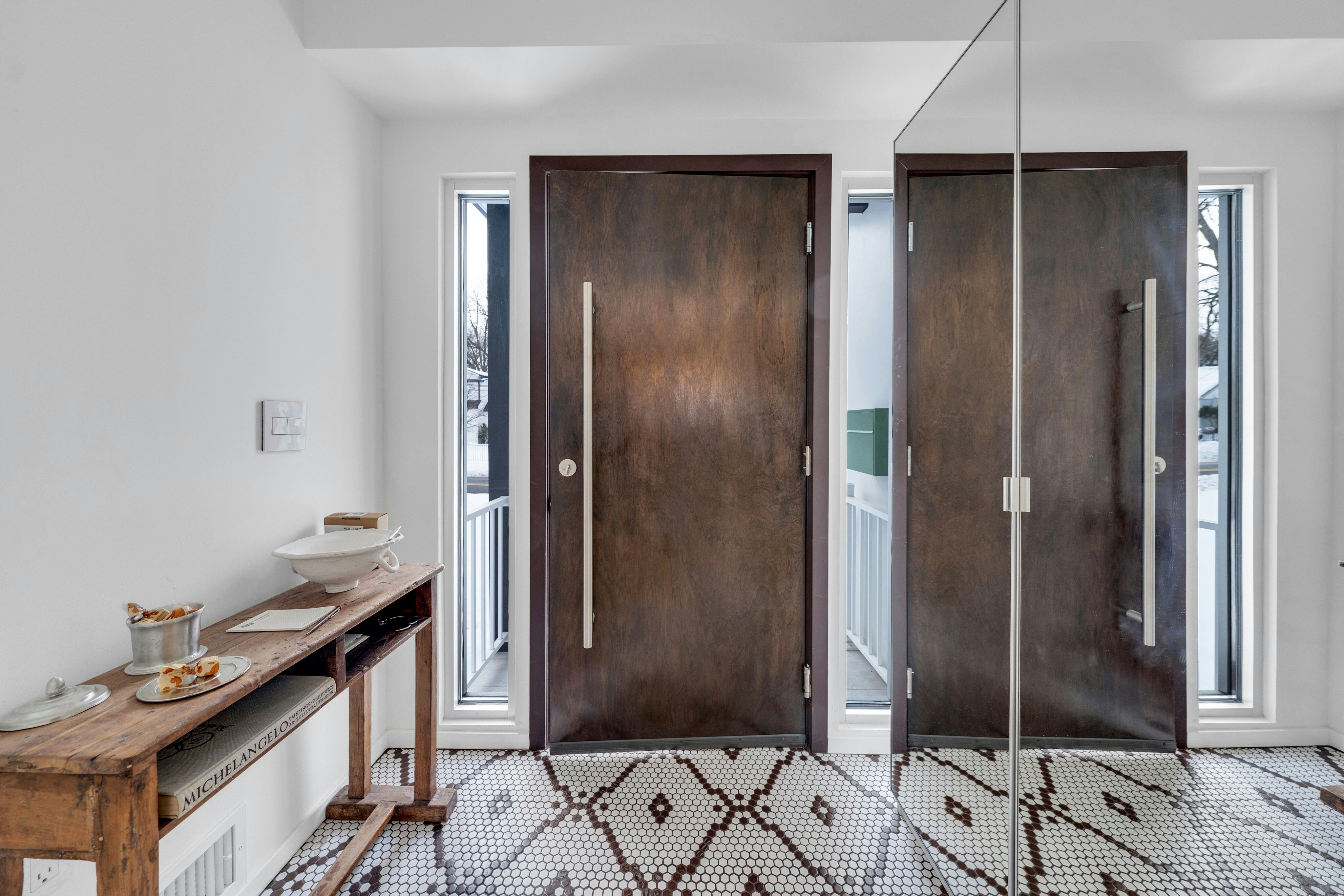 27 Knickerbocker Road 