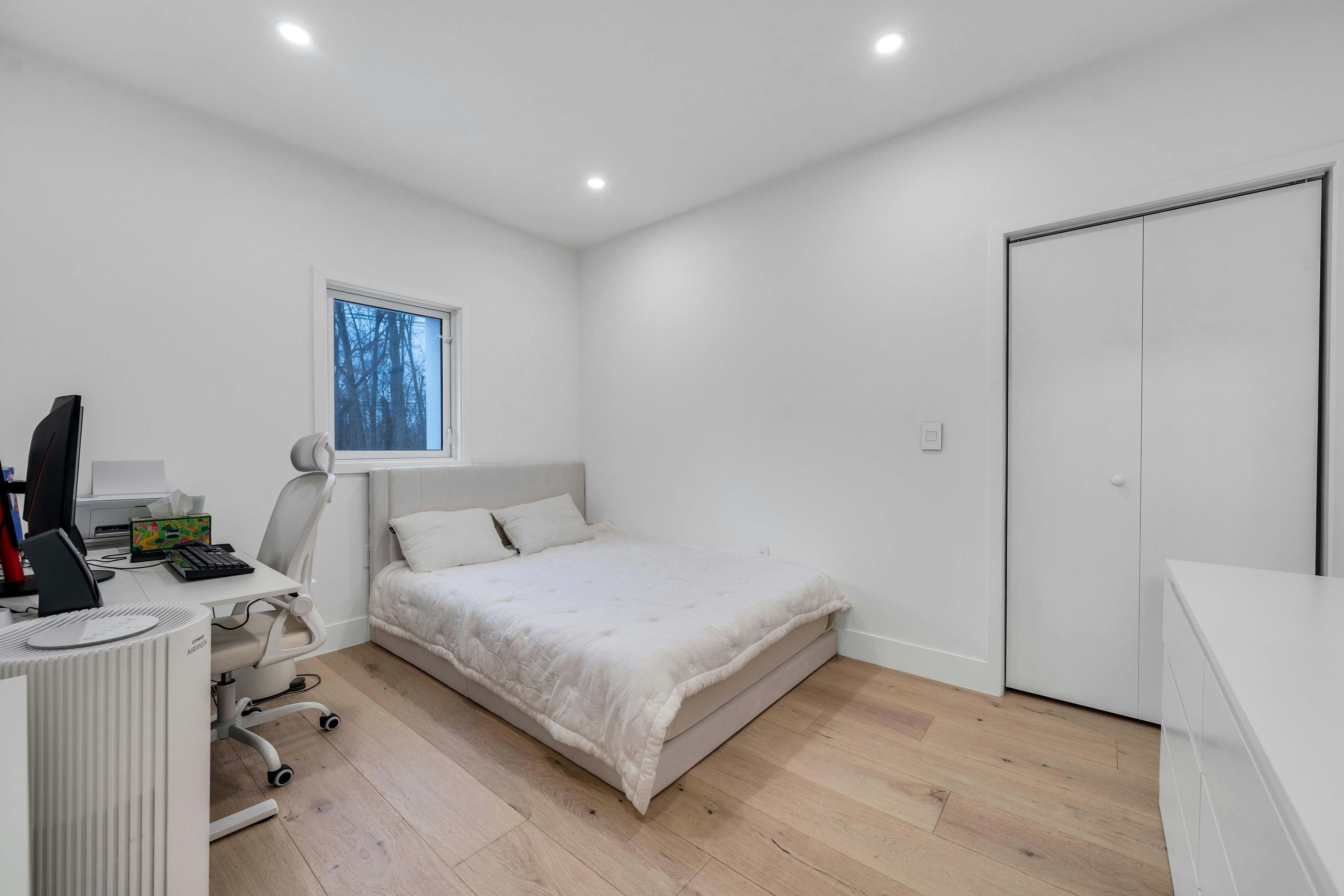 27 Knickerbocker Road 