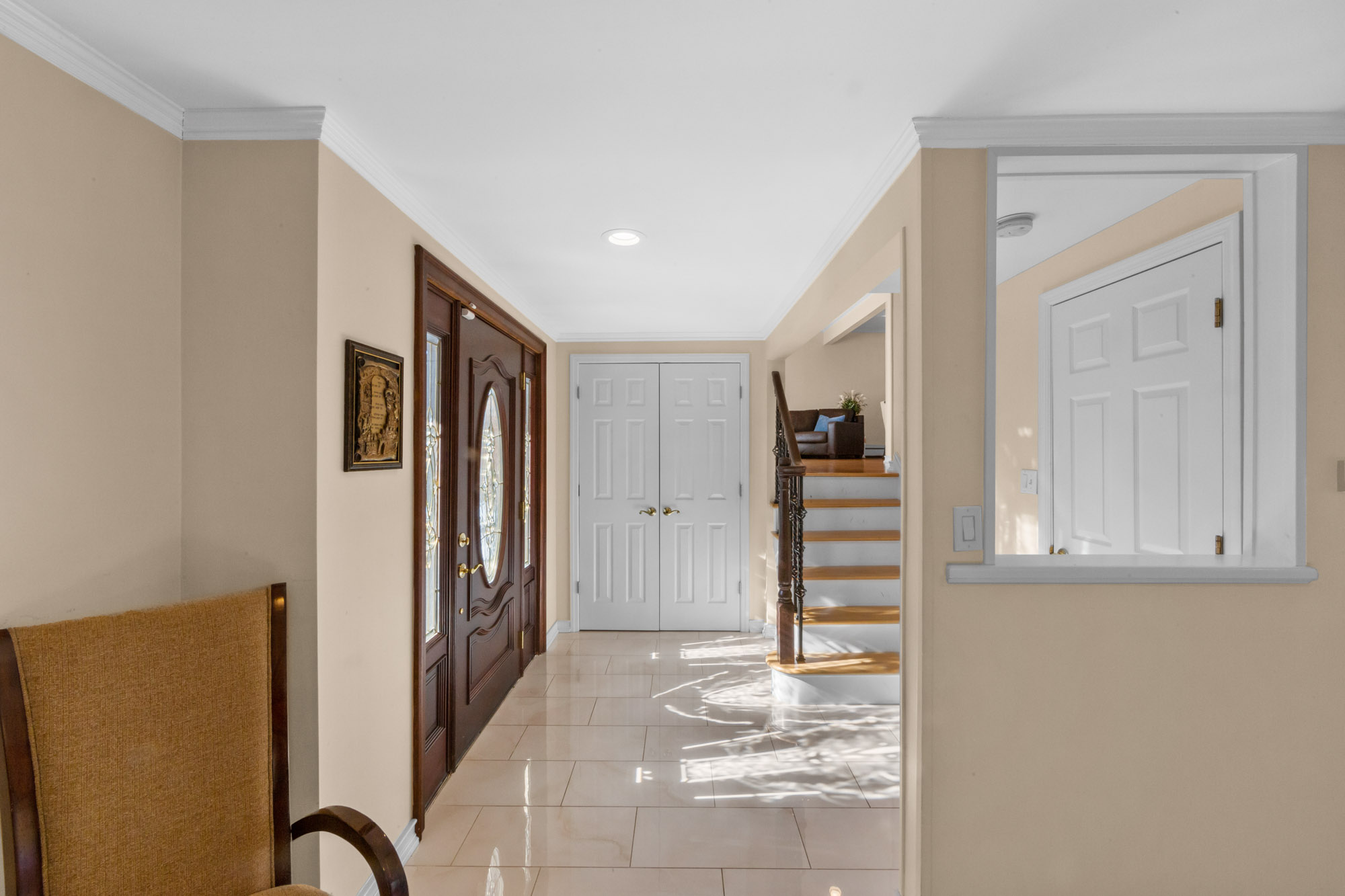 605 Gladys Court