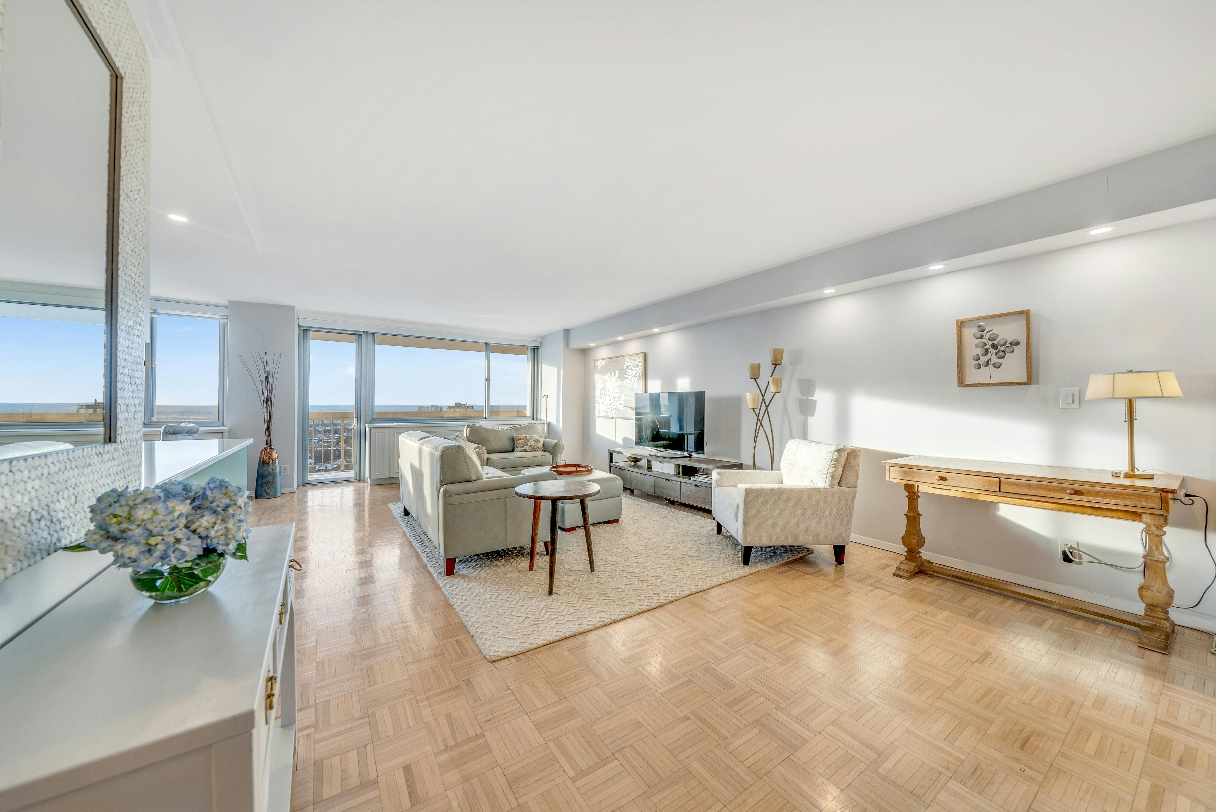 1600 Parker Avenue #27J