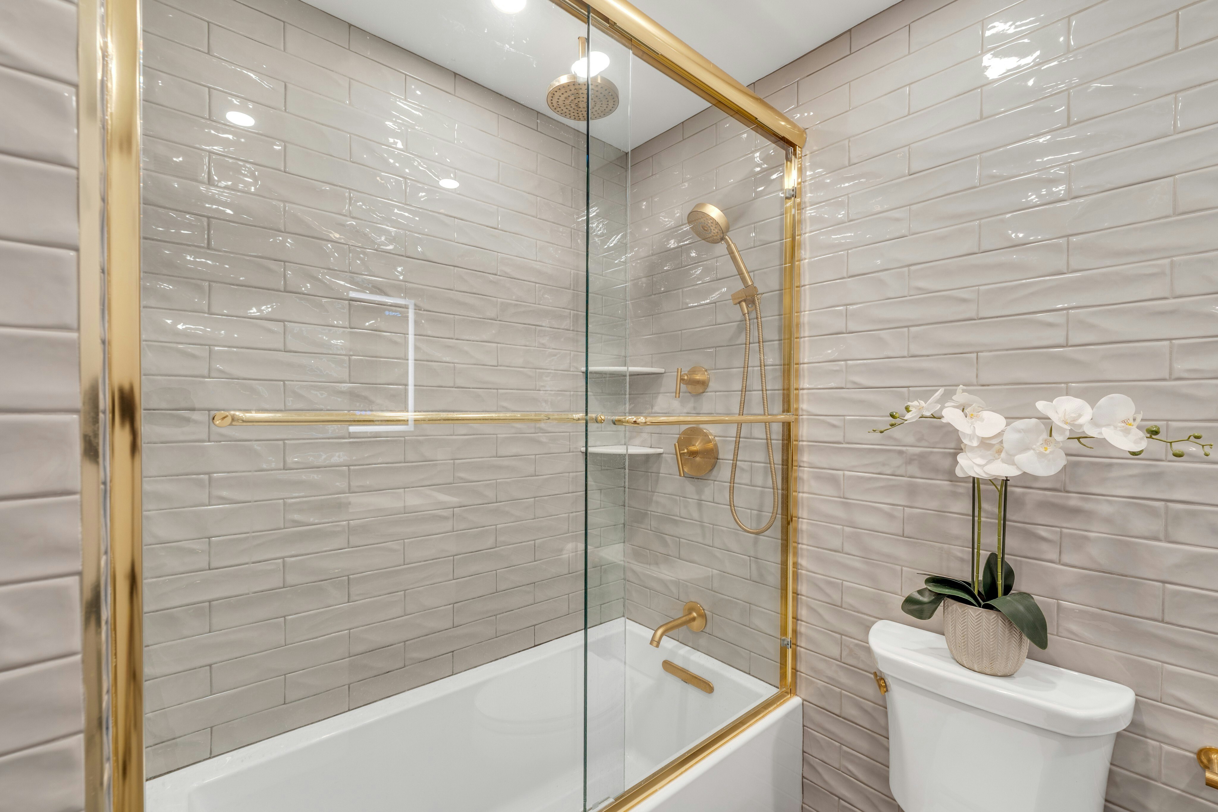 1600 Parker Avenue #27J