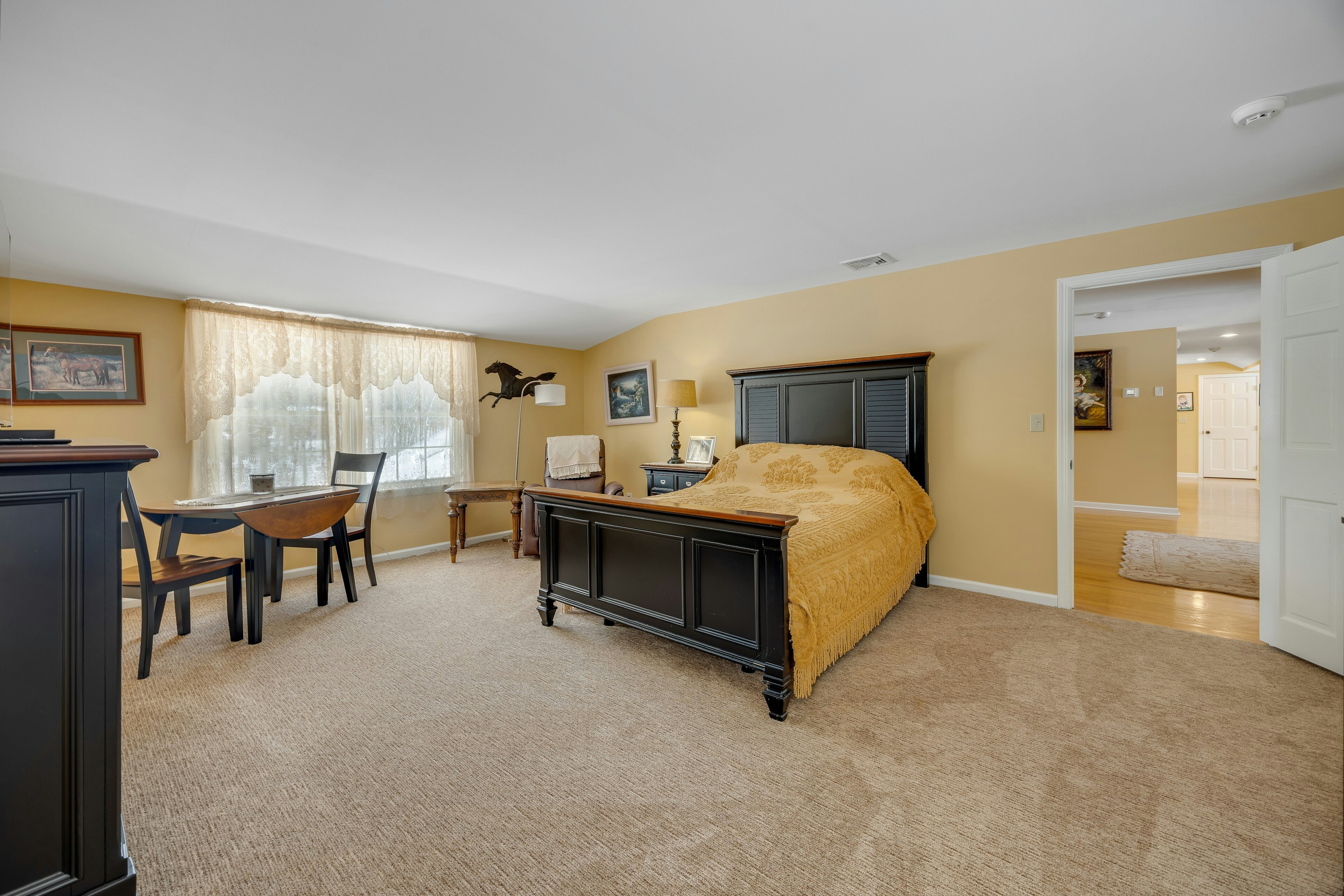 88 Chestnut Ridge Road 