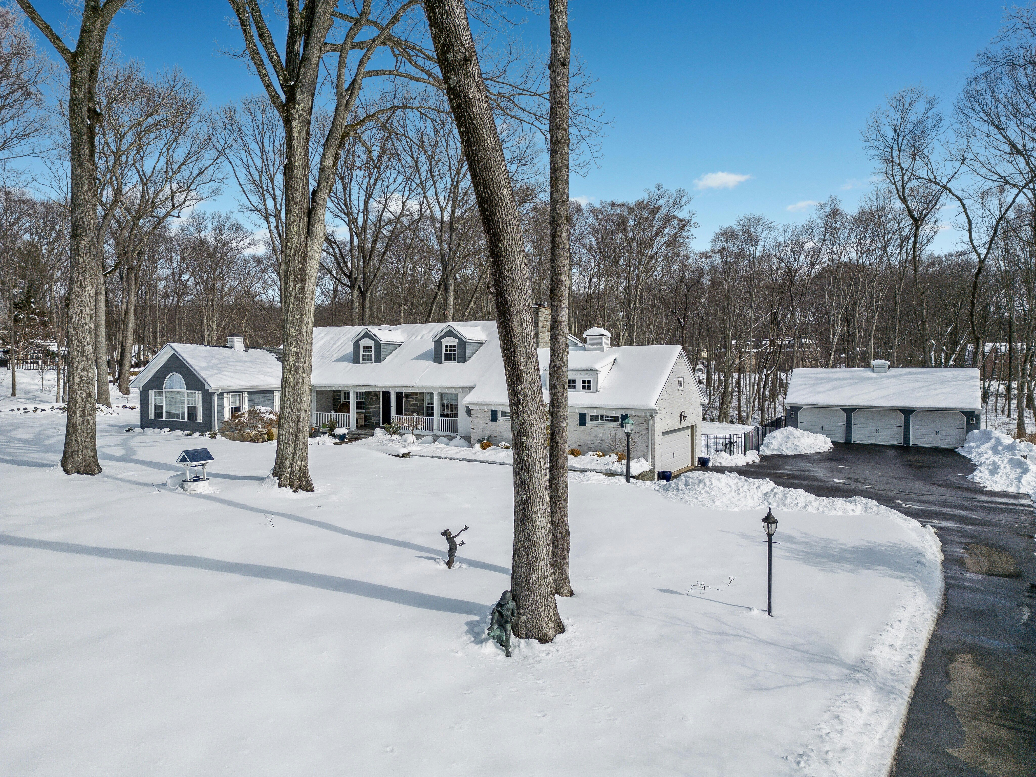 88 Chestnut Ridge Road 