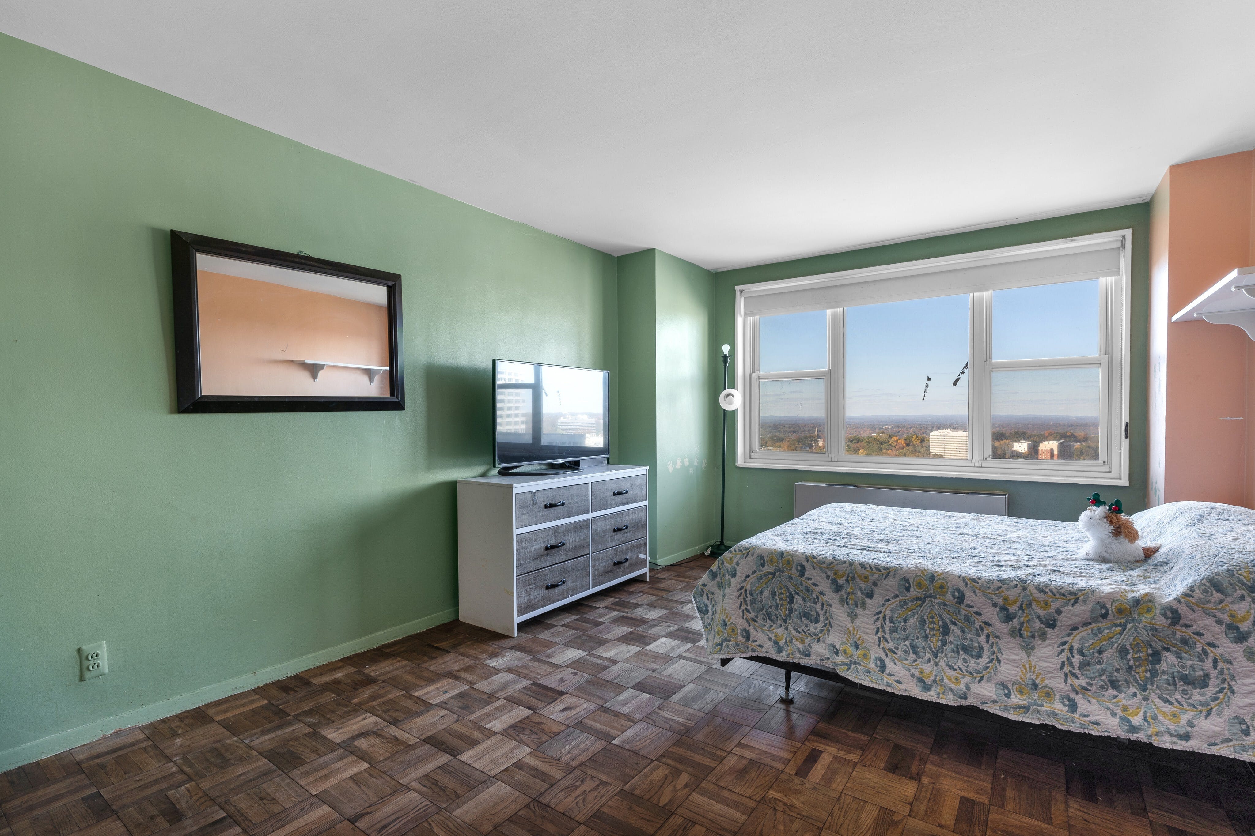 2000 Linwood Unit# 17H