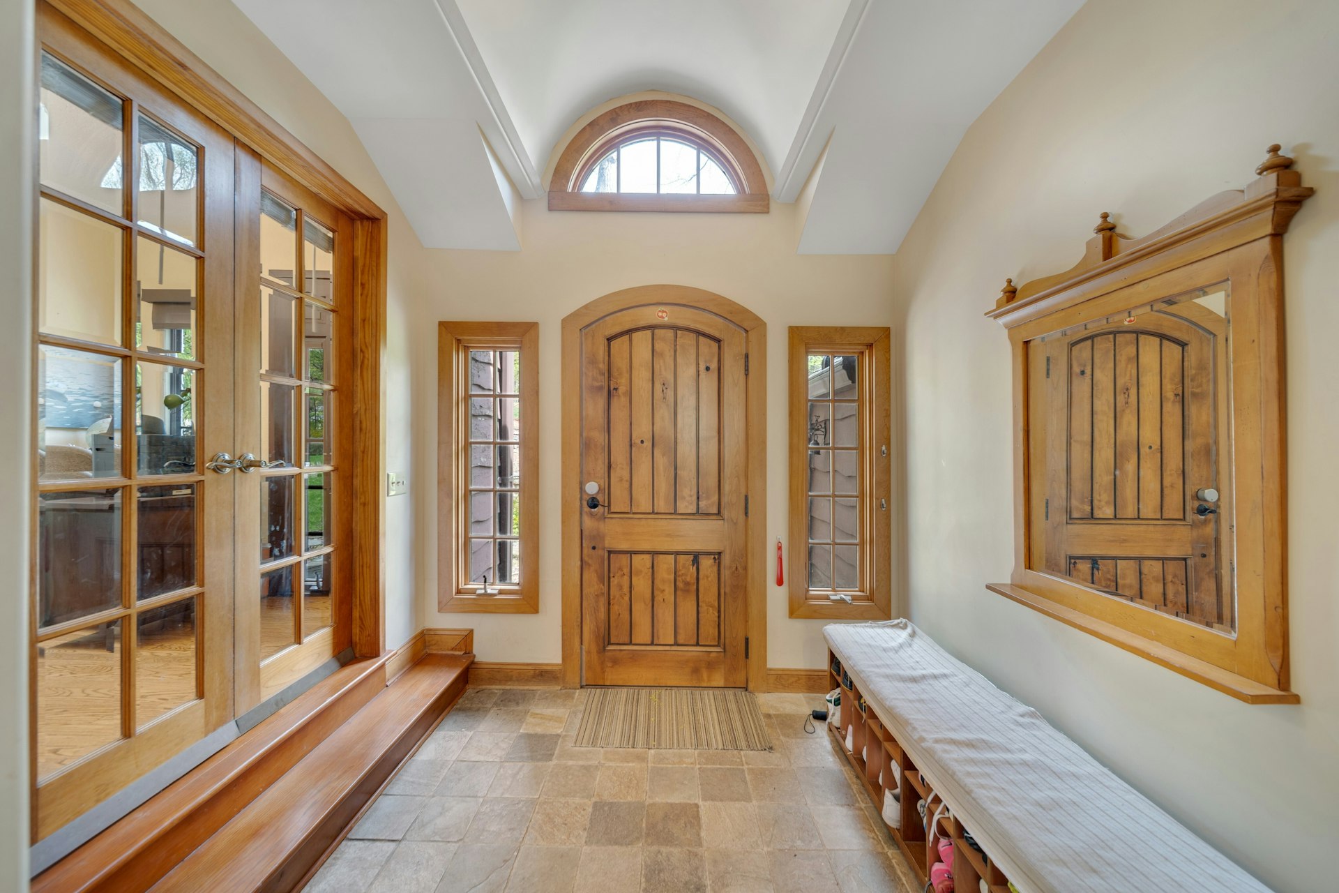 17 Hillside Avenue