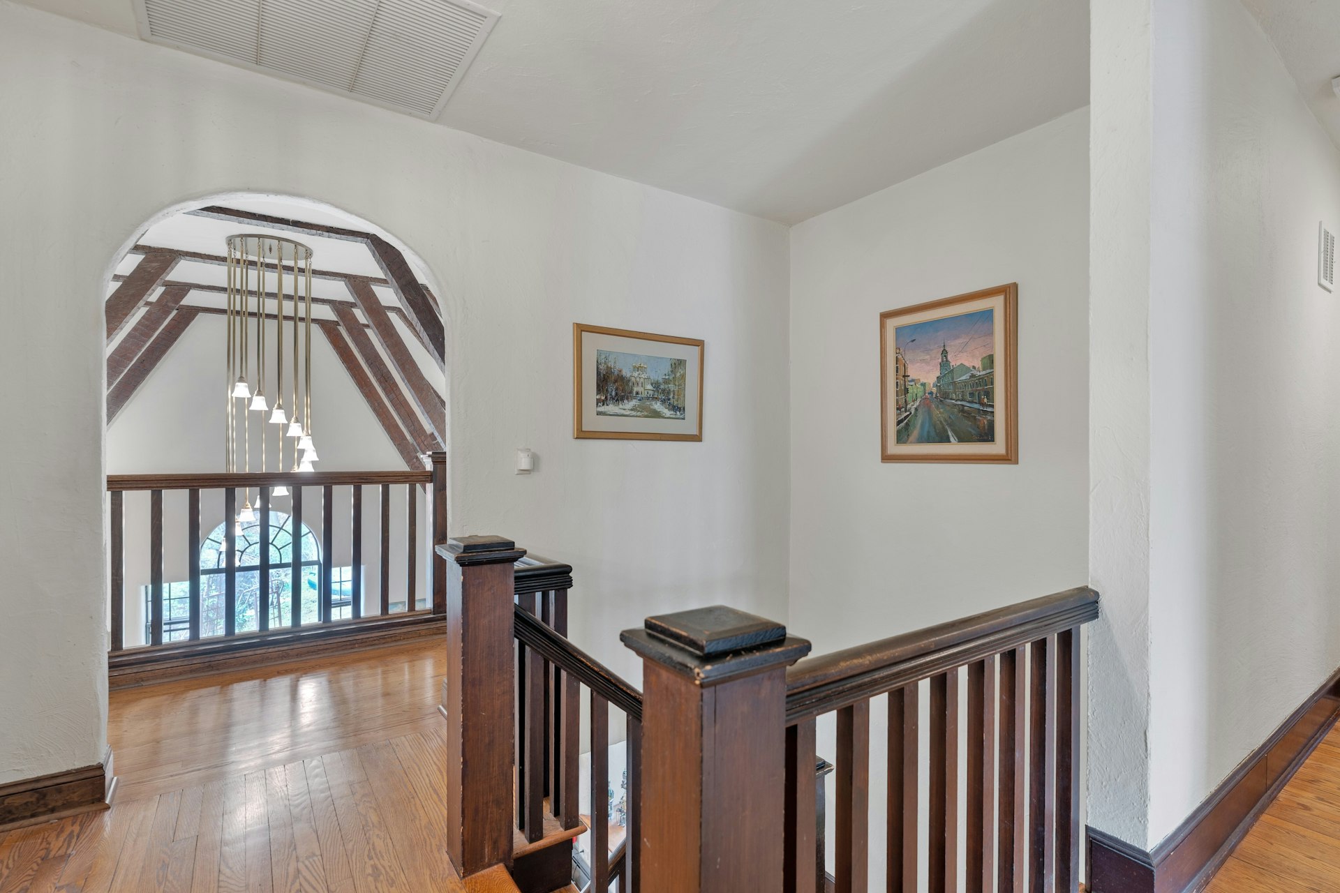 17 Hillside Avenue