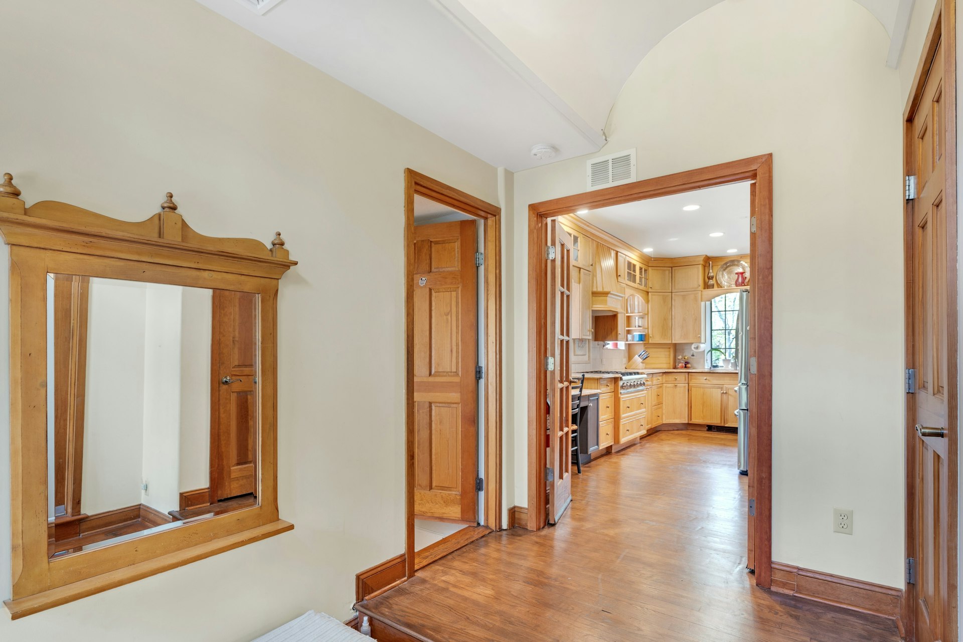 17 Hillside Avenue