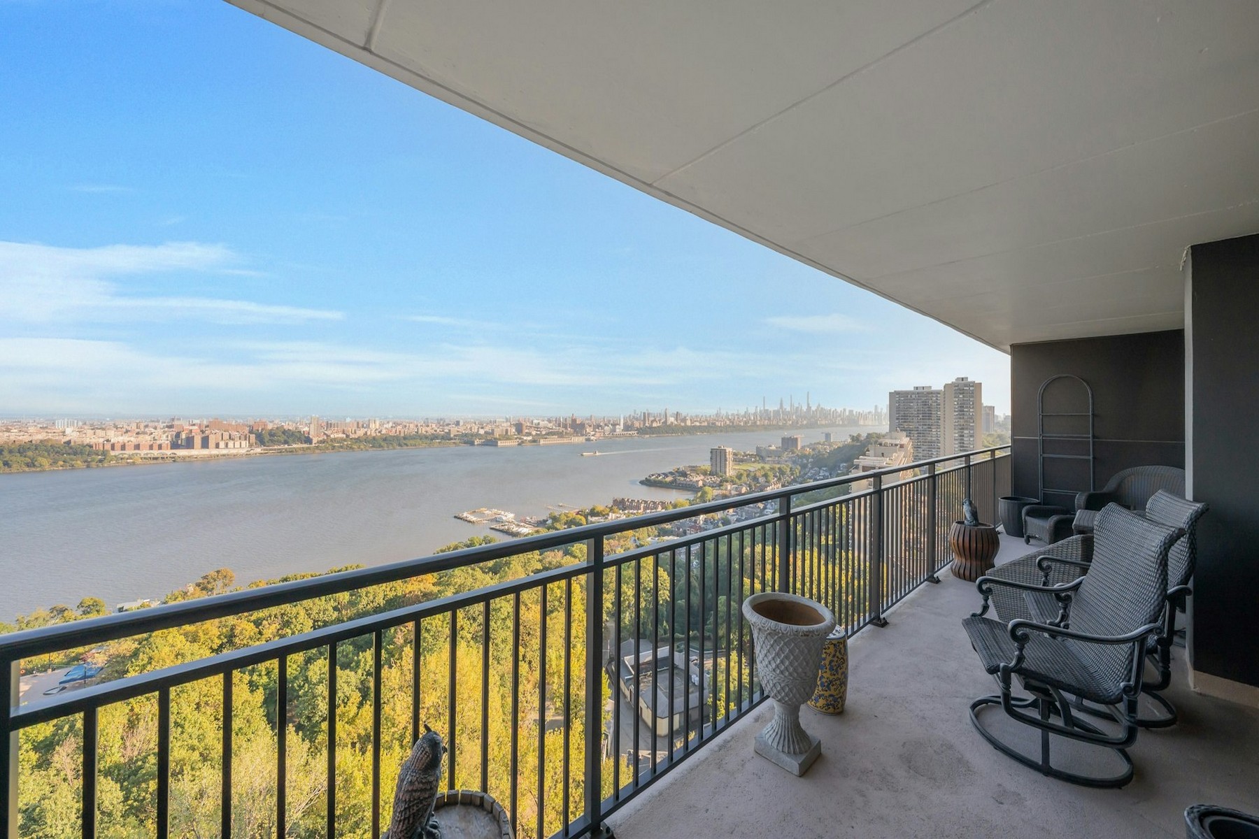 1500 Palisade Avenue Unit# 20A