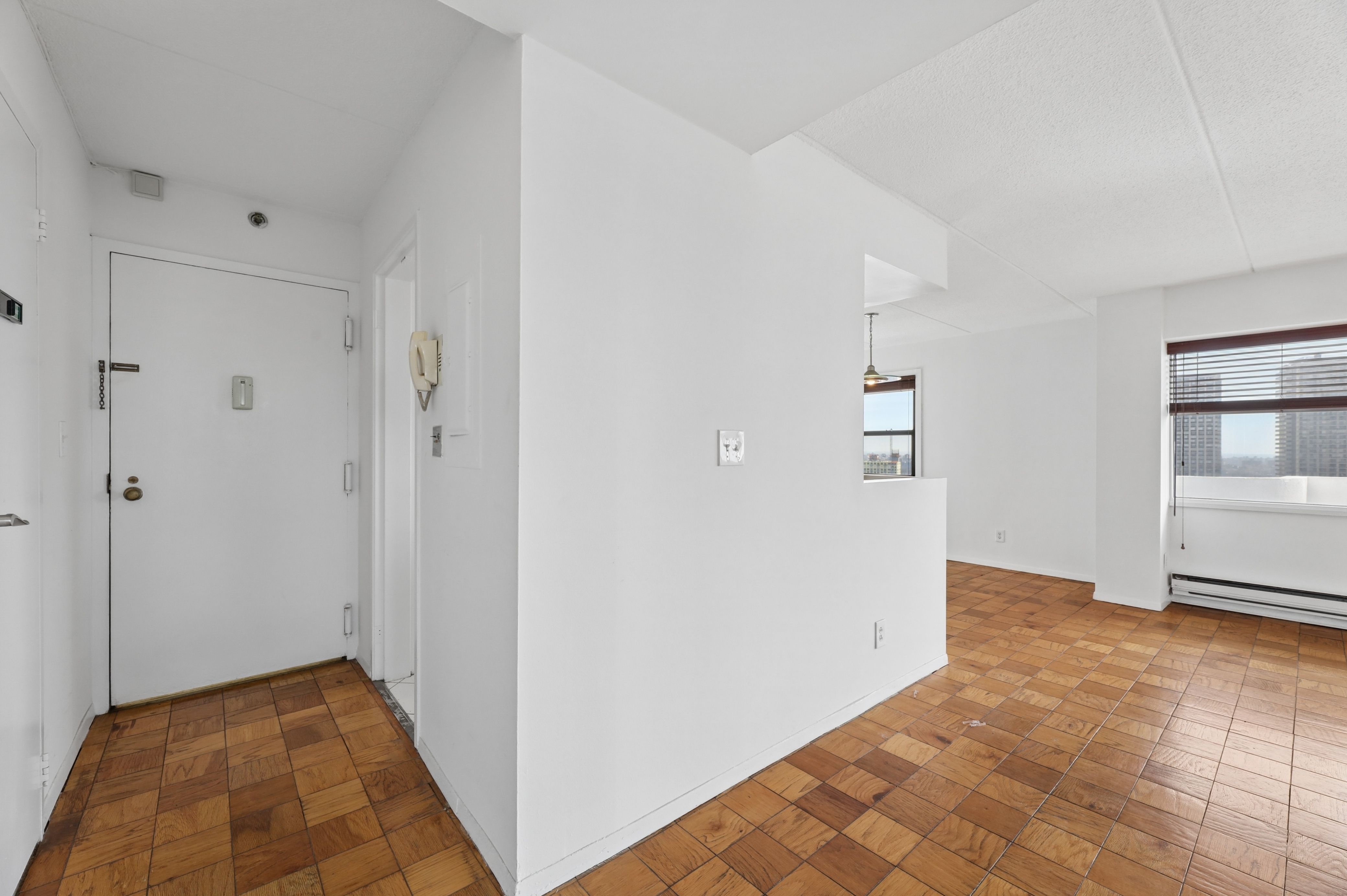 1600 Center Unit# 12F