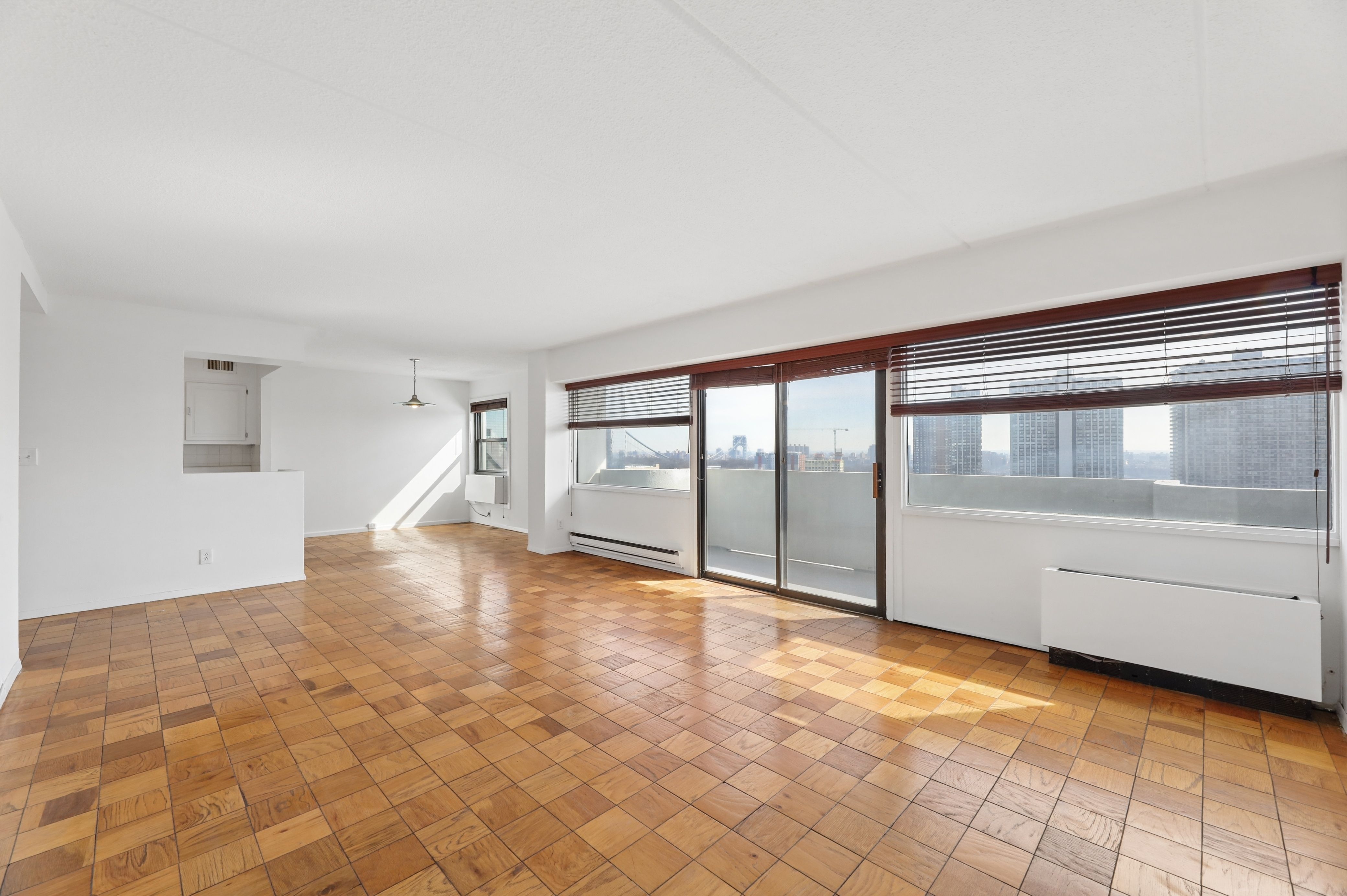 1600 Center Unit# 12F