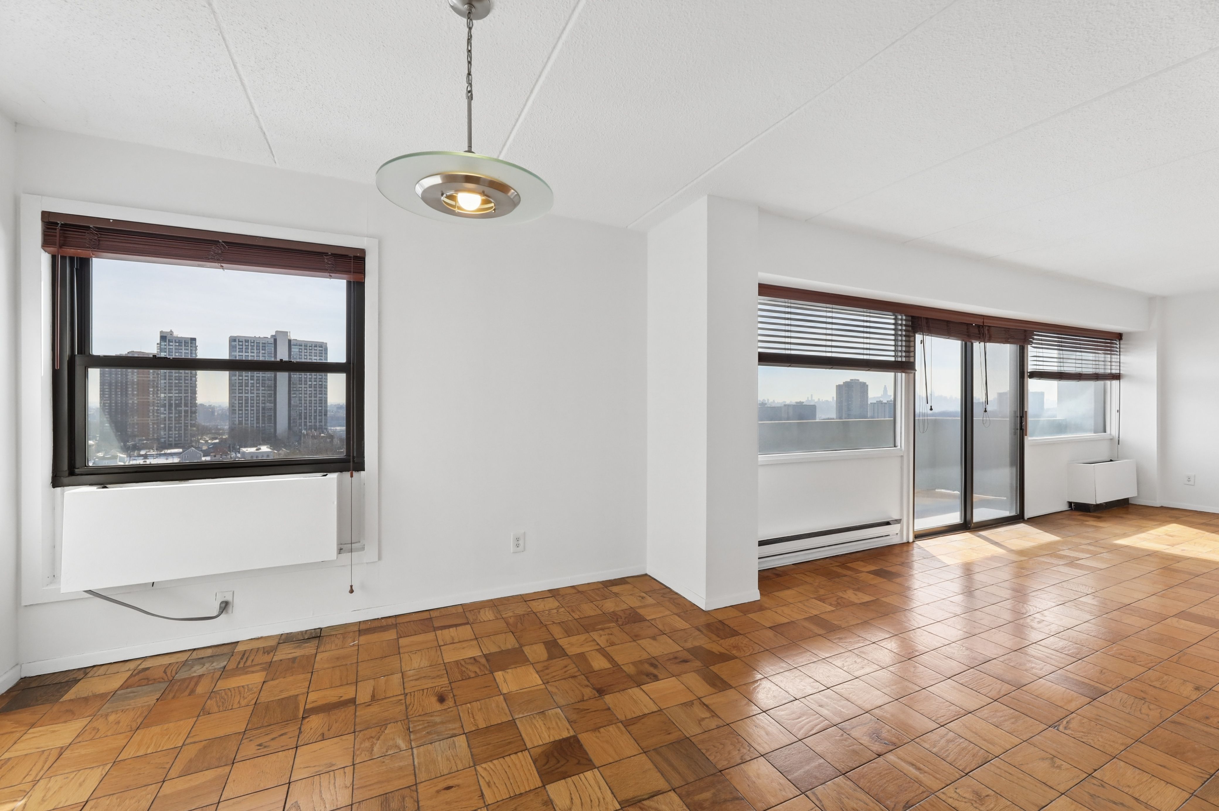 1600 Center Unit# 12F