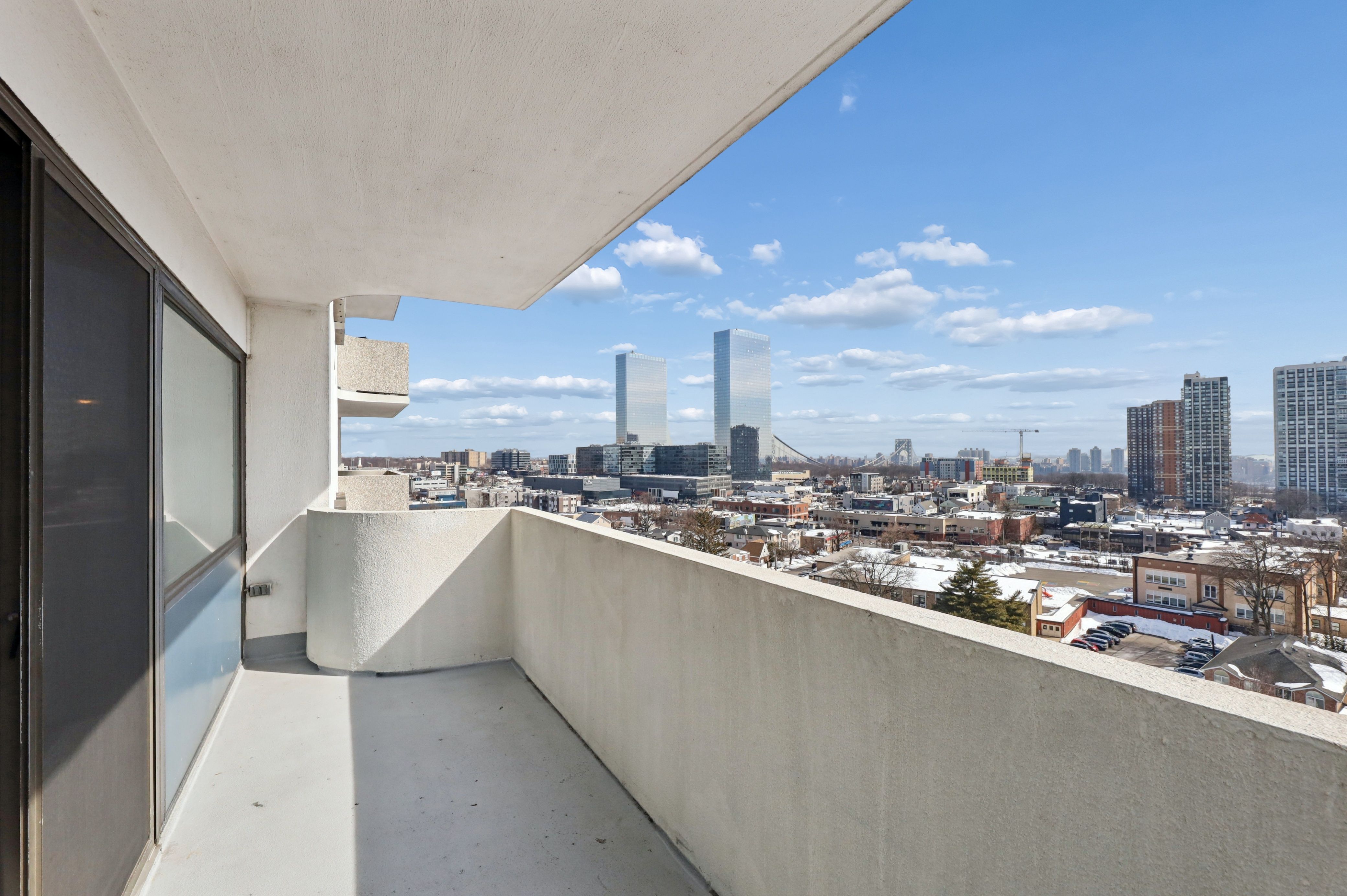 1600 Center Unit# 12F