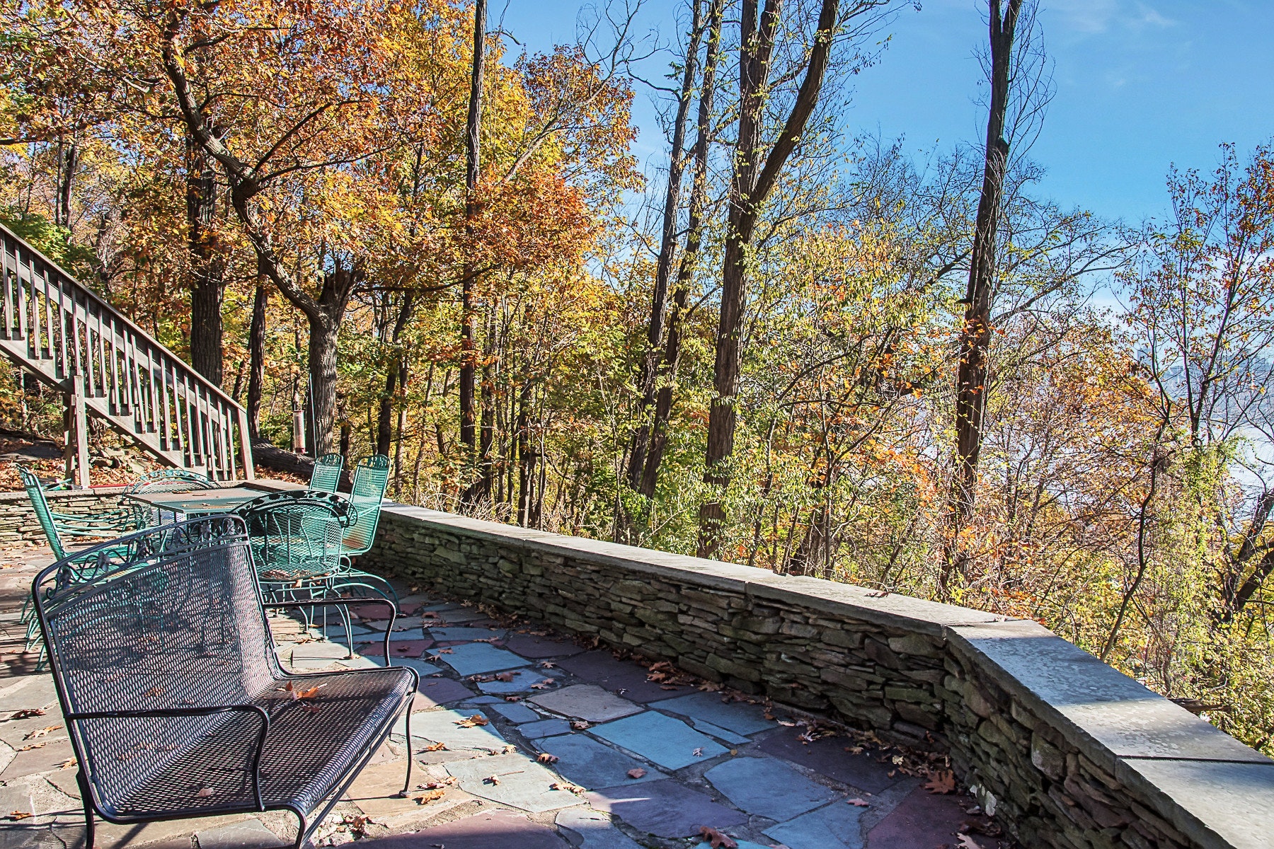 1470 Palisade Terrace 
