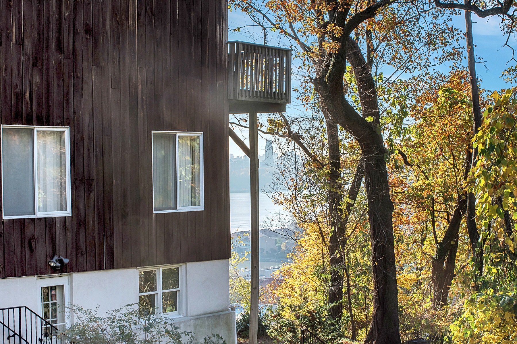 1470 Palisade Terrace 