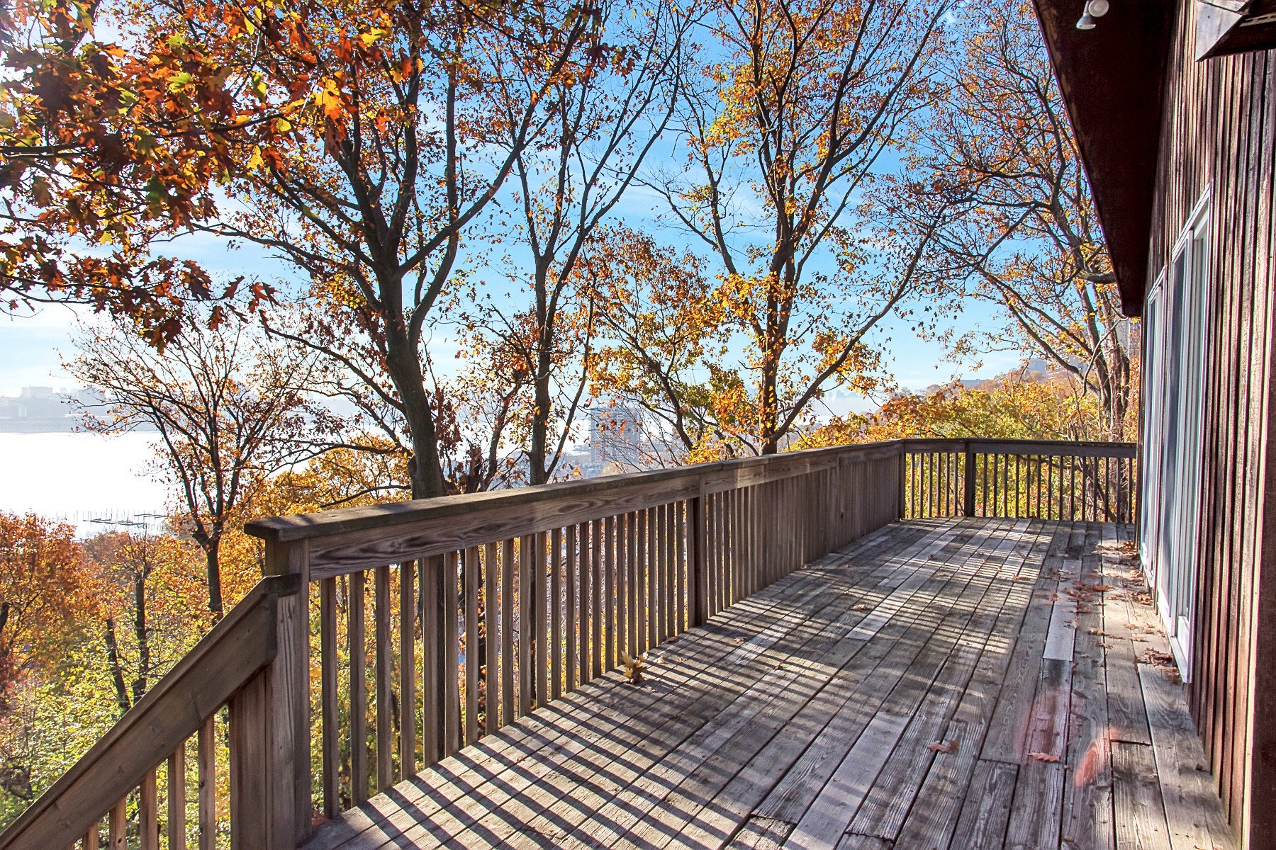 1470 Palisade Terrace 