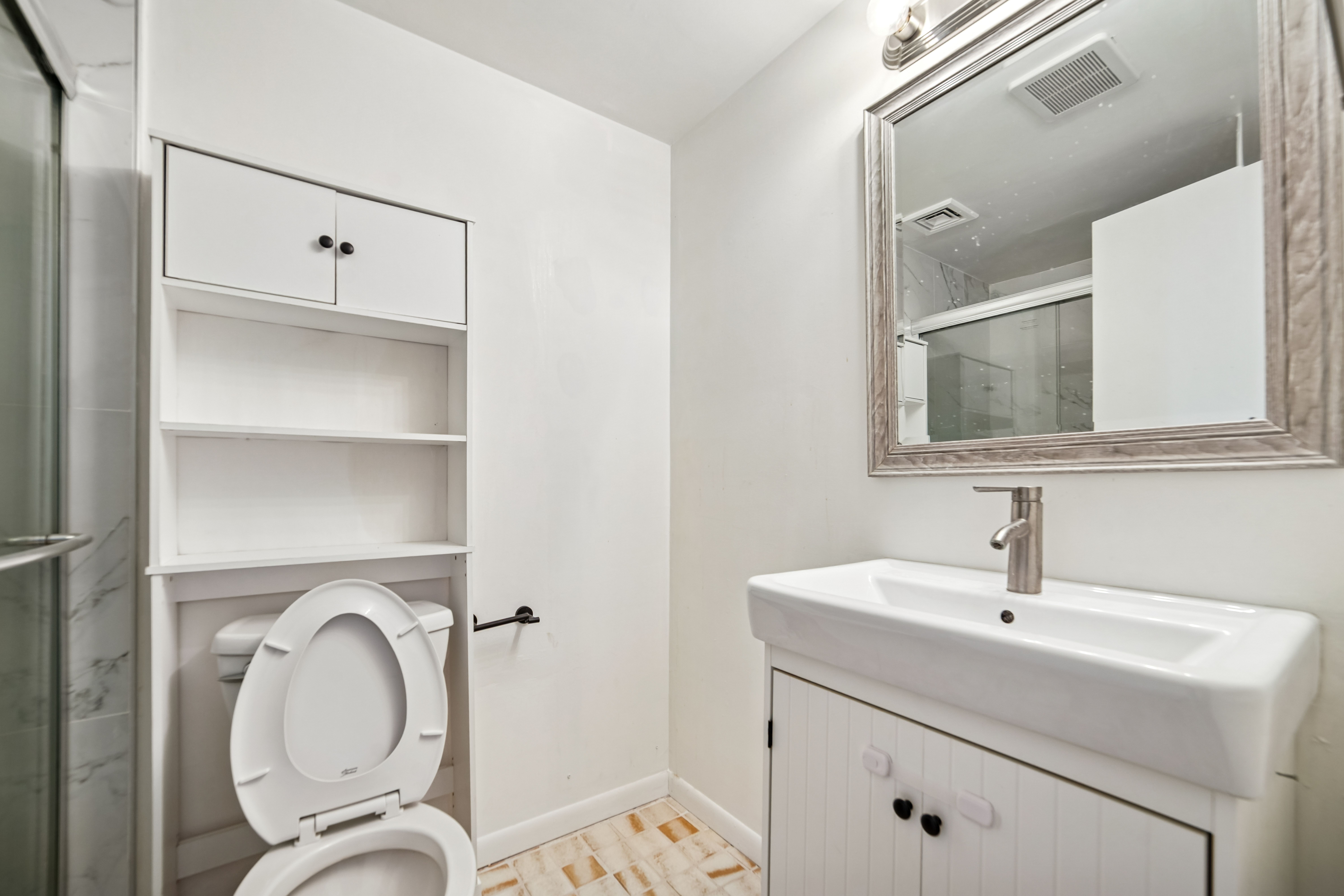 1491 John Street #10