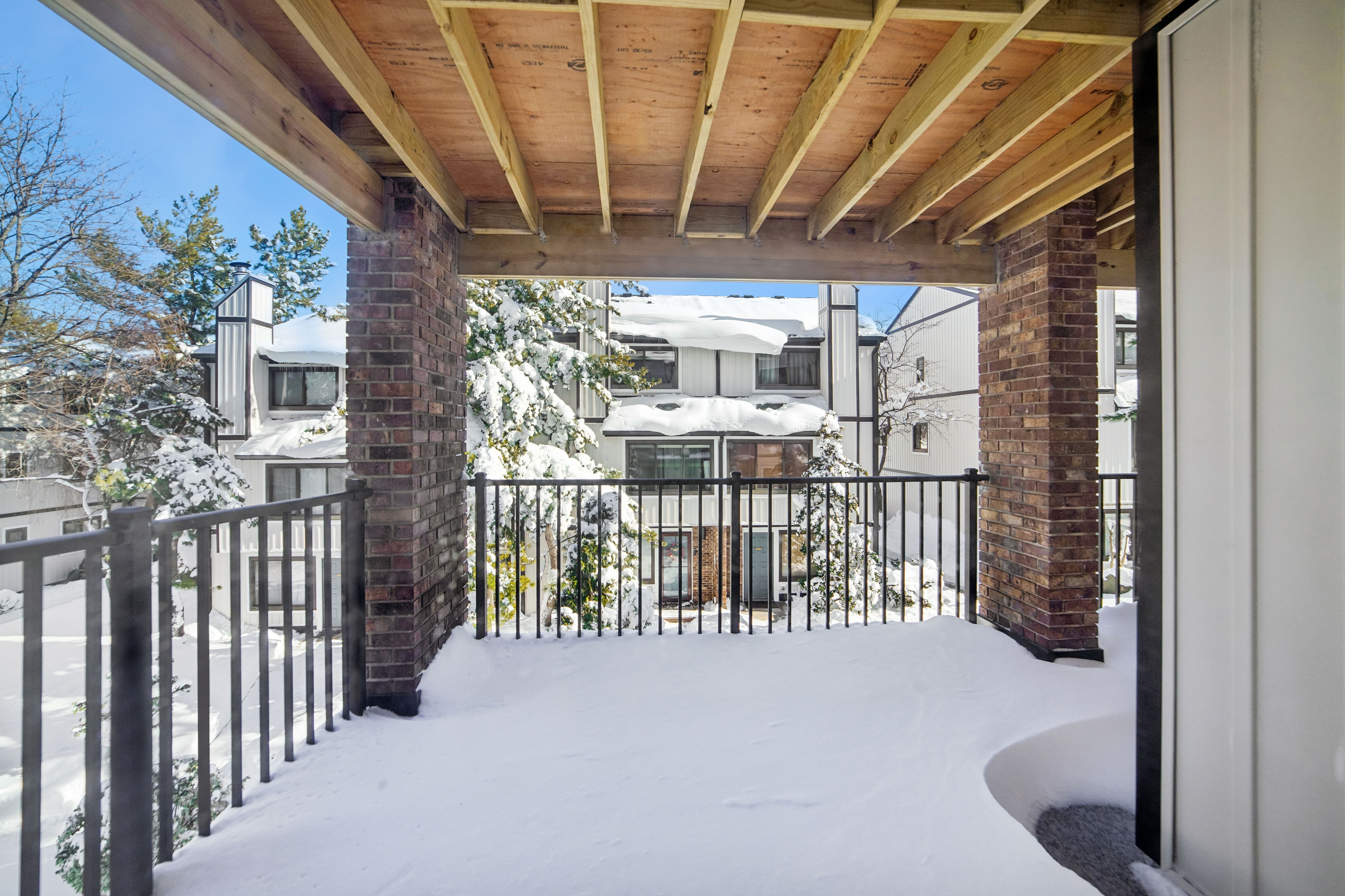 1491 John Street #10