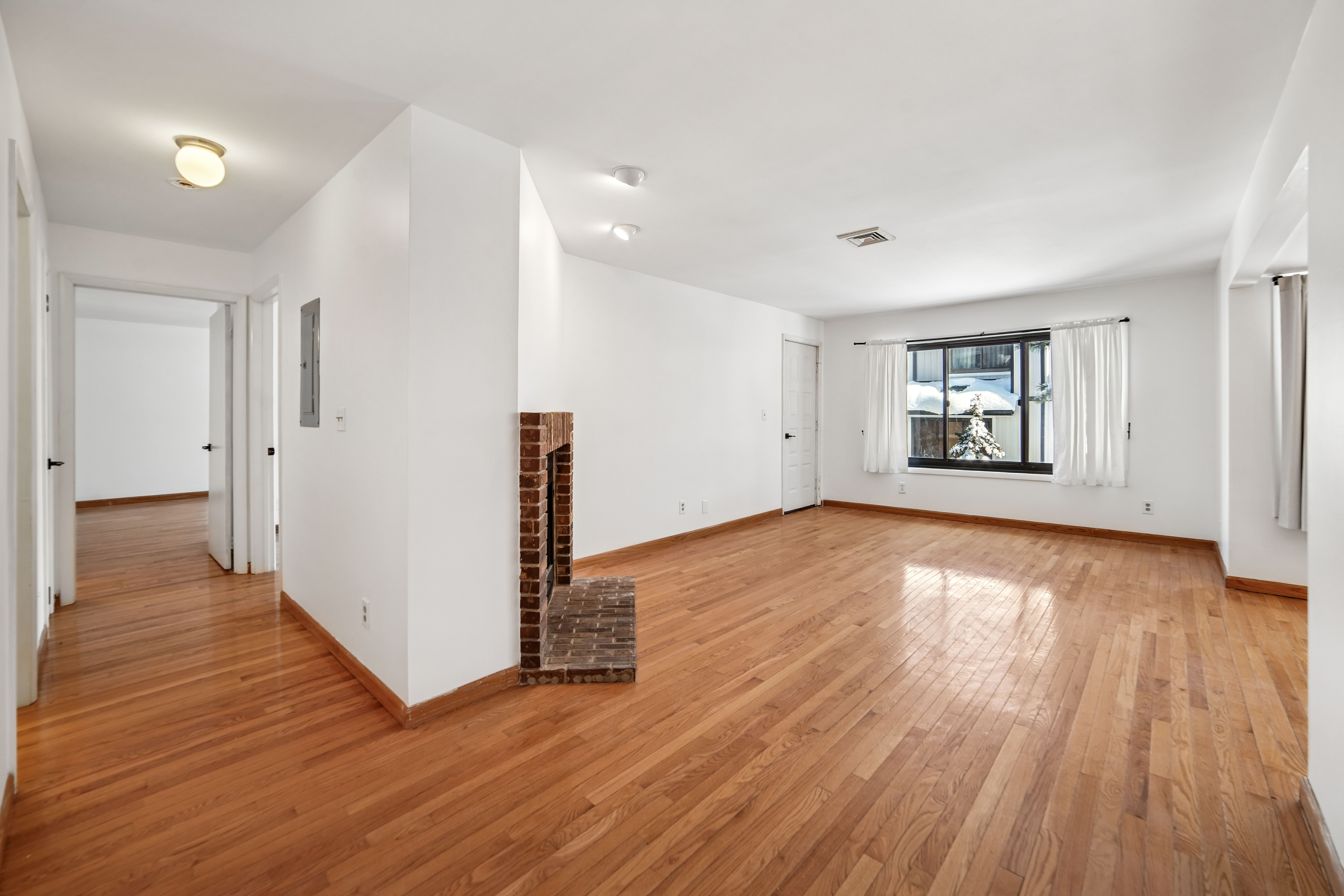 1491 John Street #10