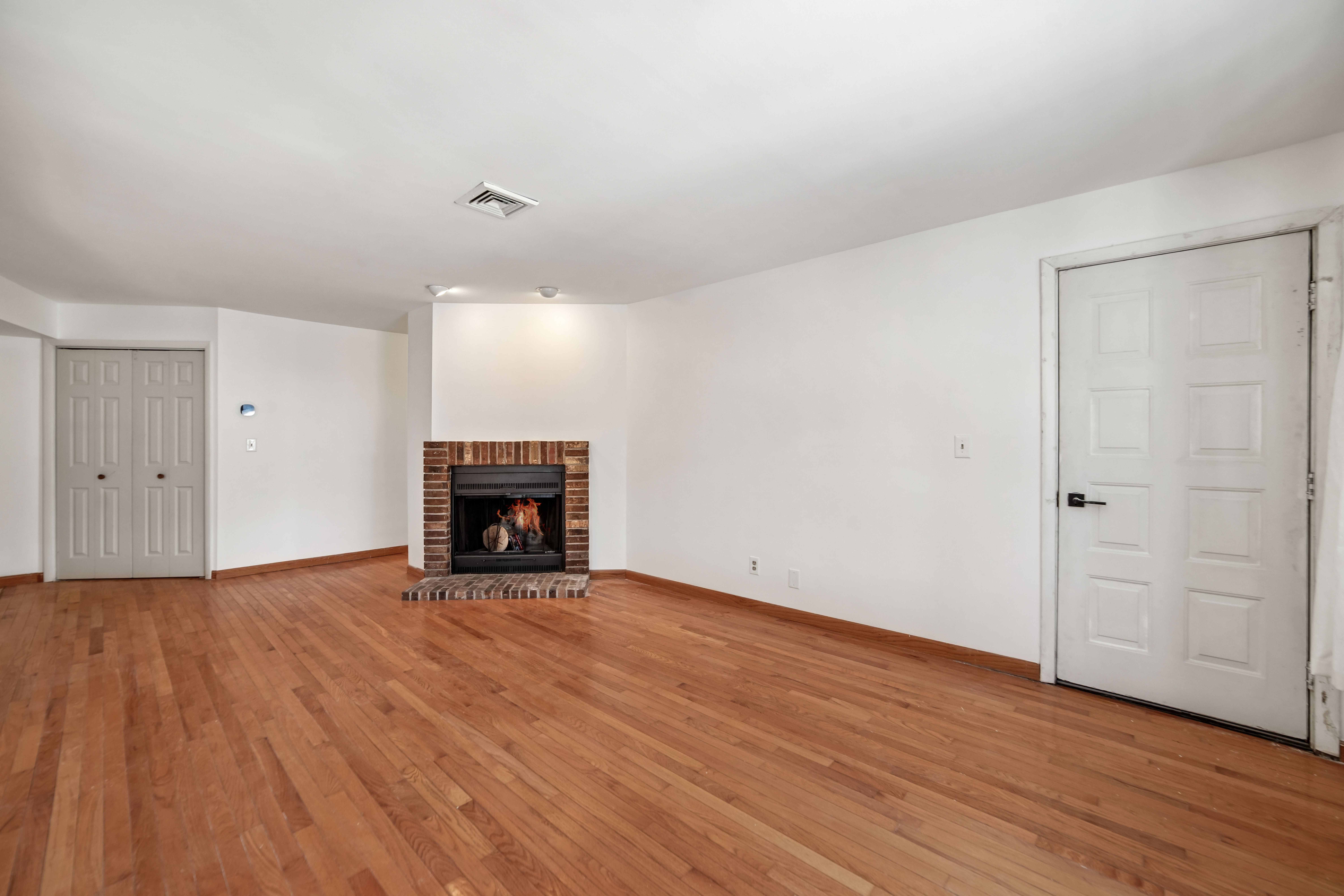 1491 John Street #10