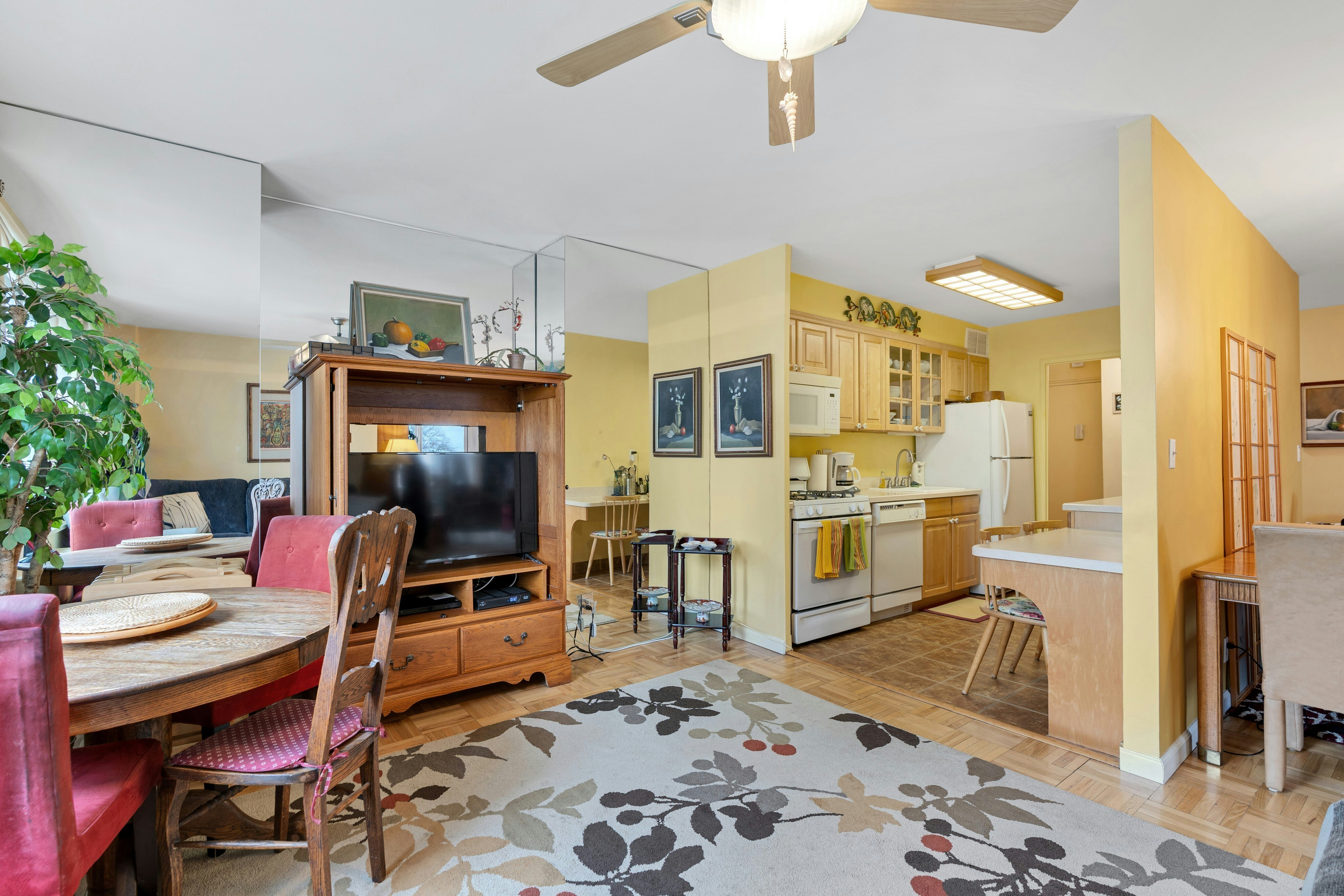 2000 Linwood Avenue 5A